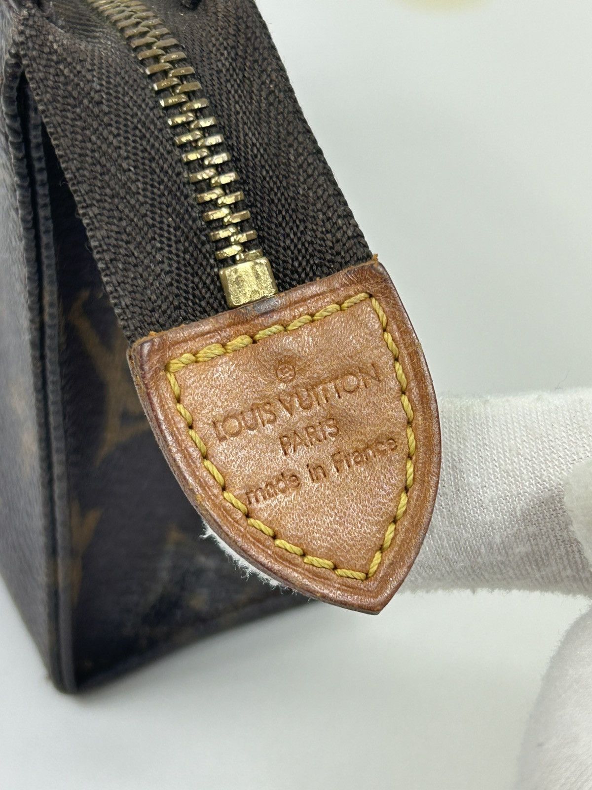 Louis Vuitton Louis Vuitton Monogram Toiletry Pouch Size ONE SIZE - 9 Thumbnail