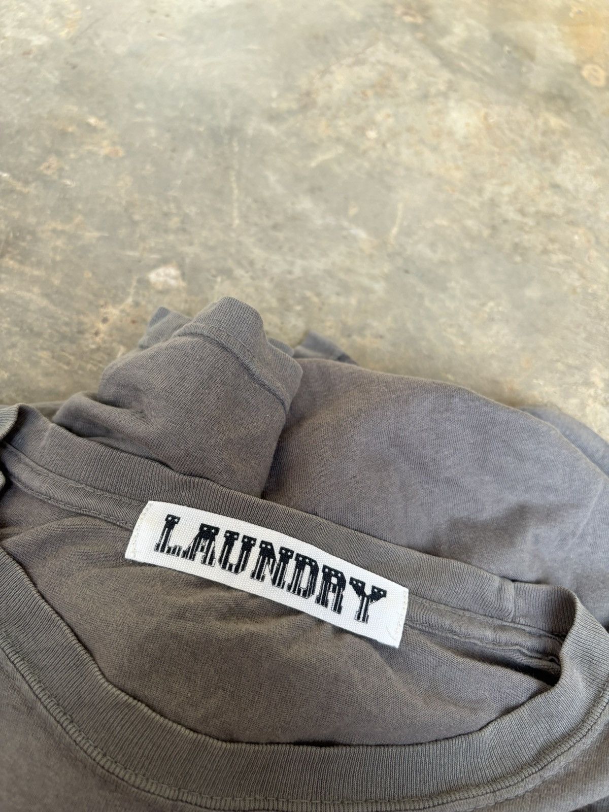 Hysteric Glamour × Japanese Brand Y2k Laundry Thanks god Friday Tshirt Size US L / EU 52-54 / 3 - 6 Thumbnail