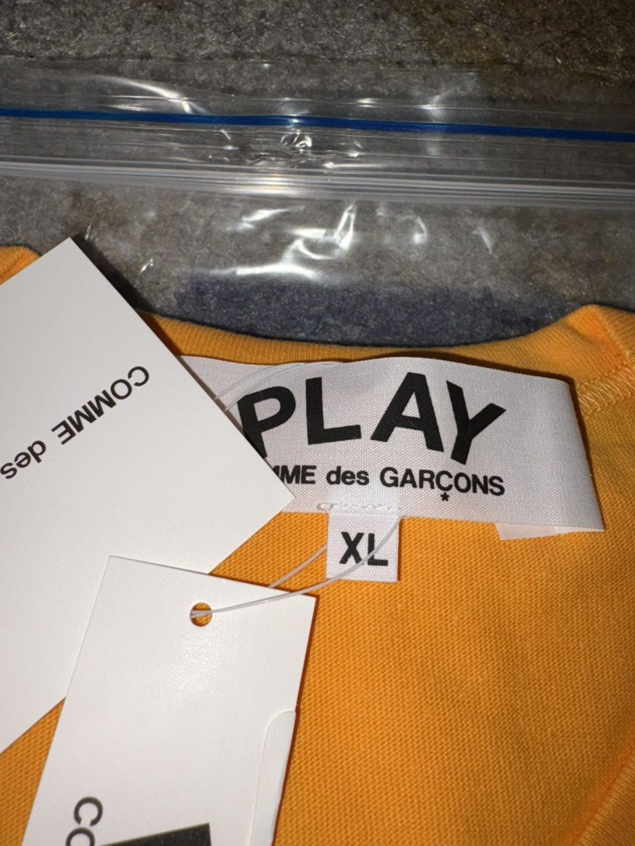 Comme des Garcons PLAY Comme Des Garcons Play Orange Heart T-Shirt Size US XL / EU 56 / 4 - 3 Thumbnail