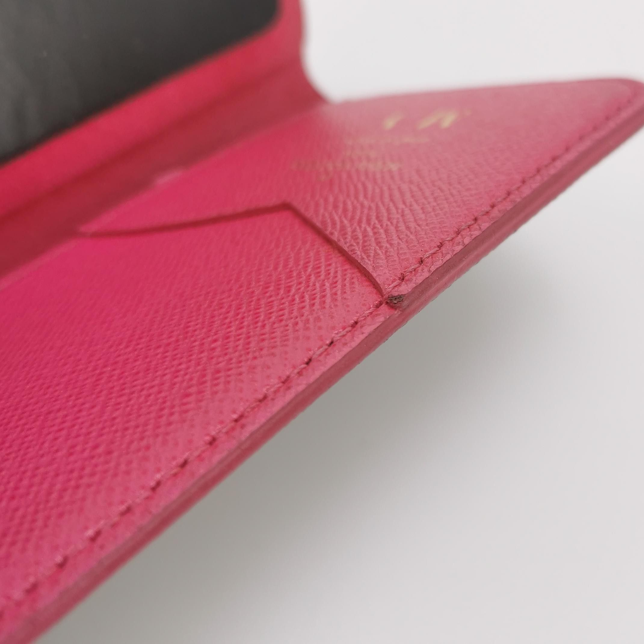 Louis Vuitton Louis Vuitton (LV) Monogram Print Phone Case -y2506 Size ONE SIZE - 6 Thumbnail