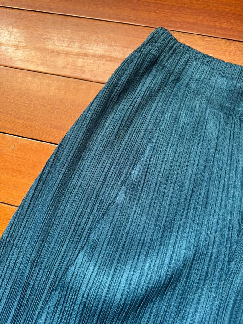 Issey Miyake issey miyake size:4 Peacock blue pleated pants Size 42" / US 20 - 2 Thumbnail