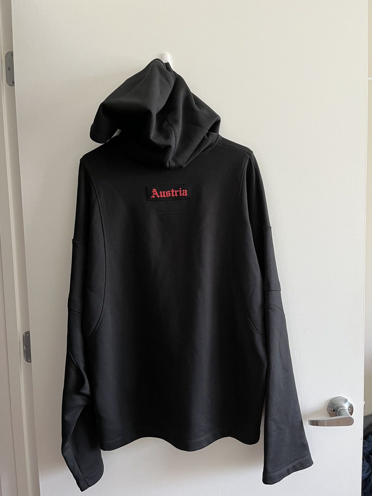 Helmut lang july 23 hoodie hotsell