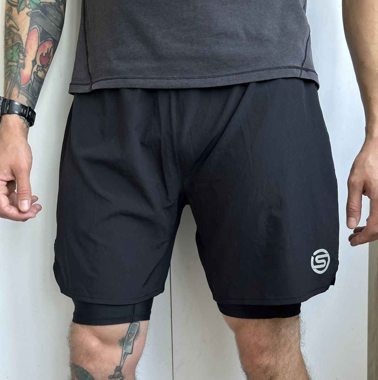 SKINS Compression Series Shorts Athletic Running Cycling