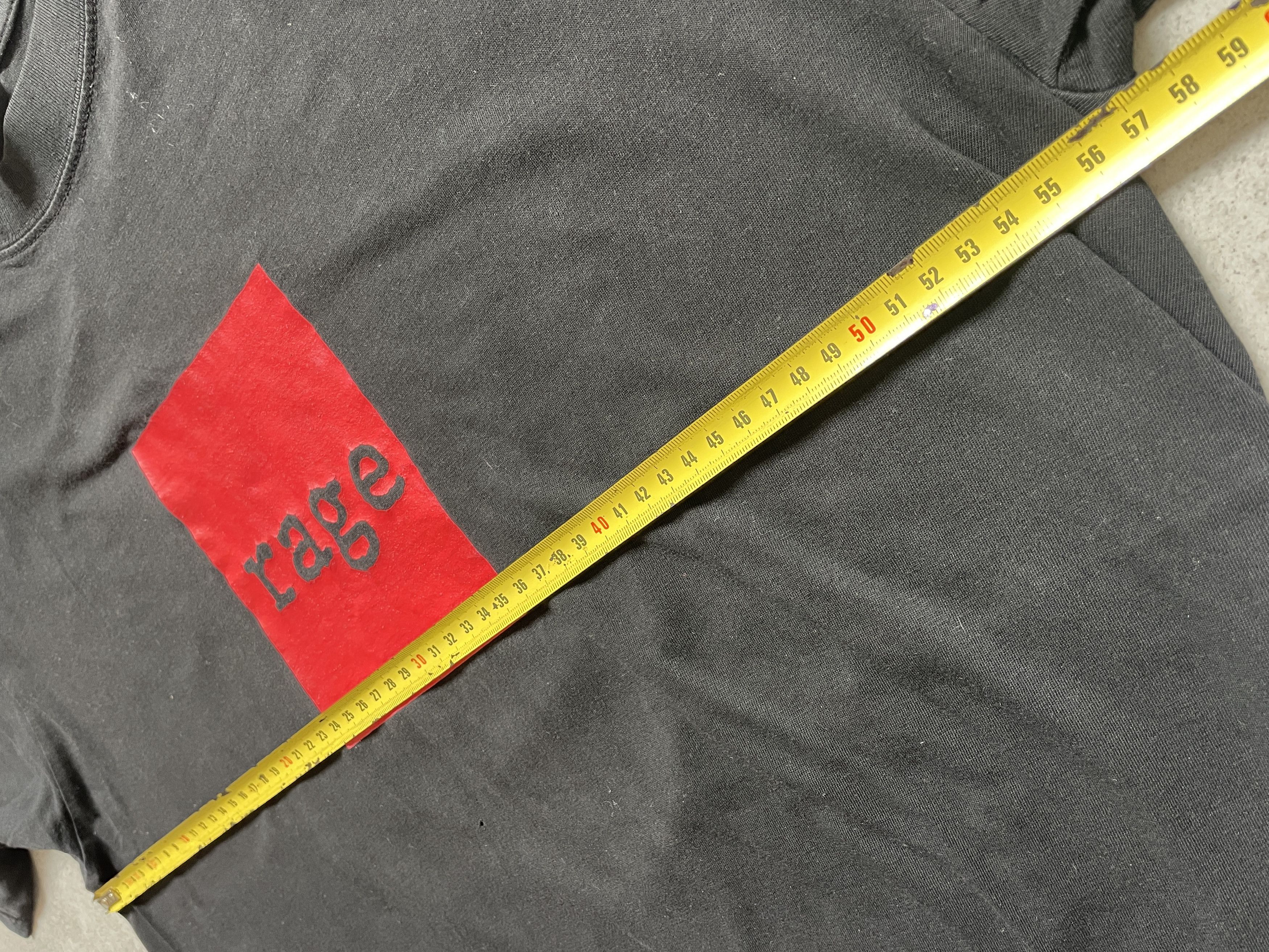 Vintage VINTAGE 90S RAGE AGAINST THE MACHINE GUERILLA RADIO TEE Size US XL / EU 56 / 4 - 9 Thumbnail