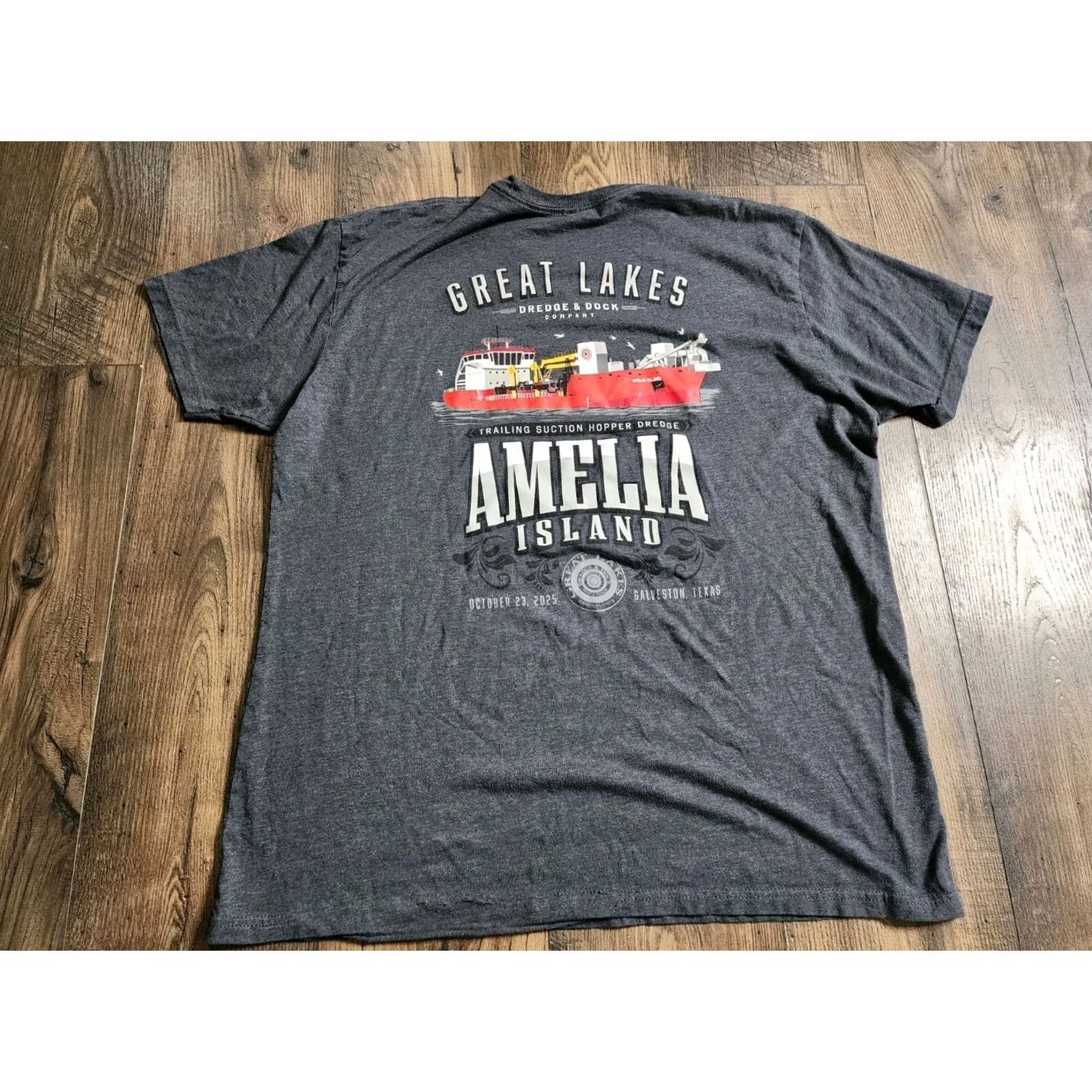 Next Level VINTAGE Mens XL Great Lakes Dredge Dock Corporation Ameila Island T Shirt Double Sided Size US XL / EU 56 / 4 - 6 Thumbnail