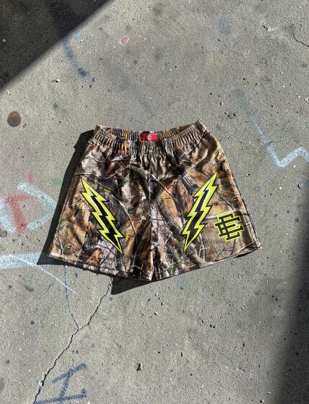 Eric Emanuel Eric Emanuel Camo woods shorts | Grailed