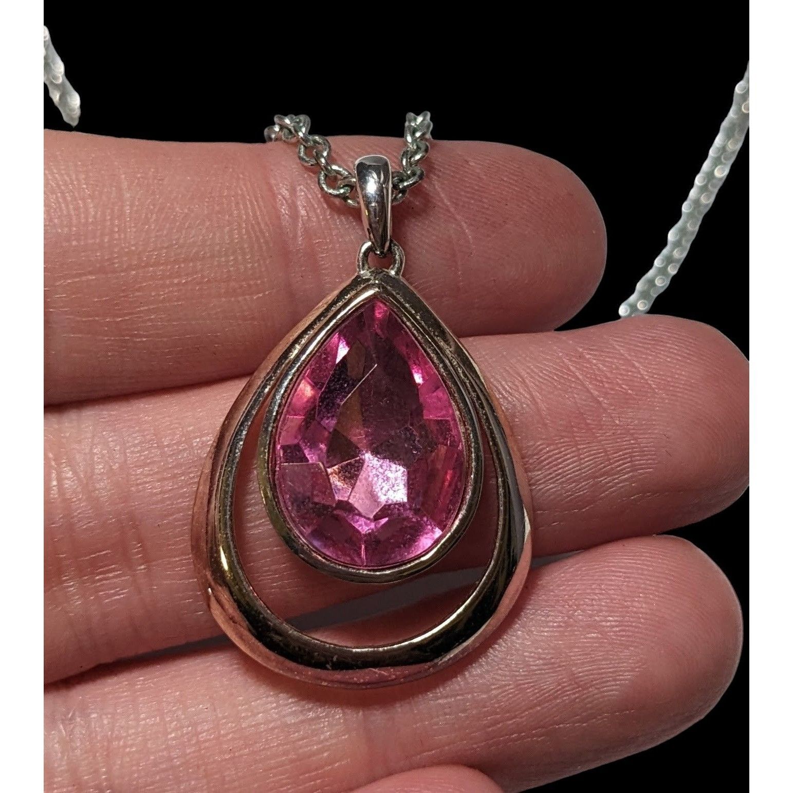 Other Coquette Pink Gemmed Teardrop Pendant Necklace Size ONE SIZE - 4 Thumbnail