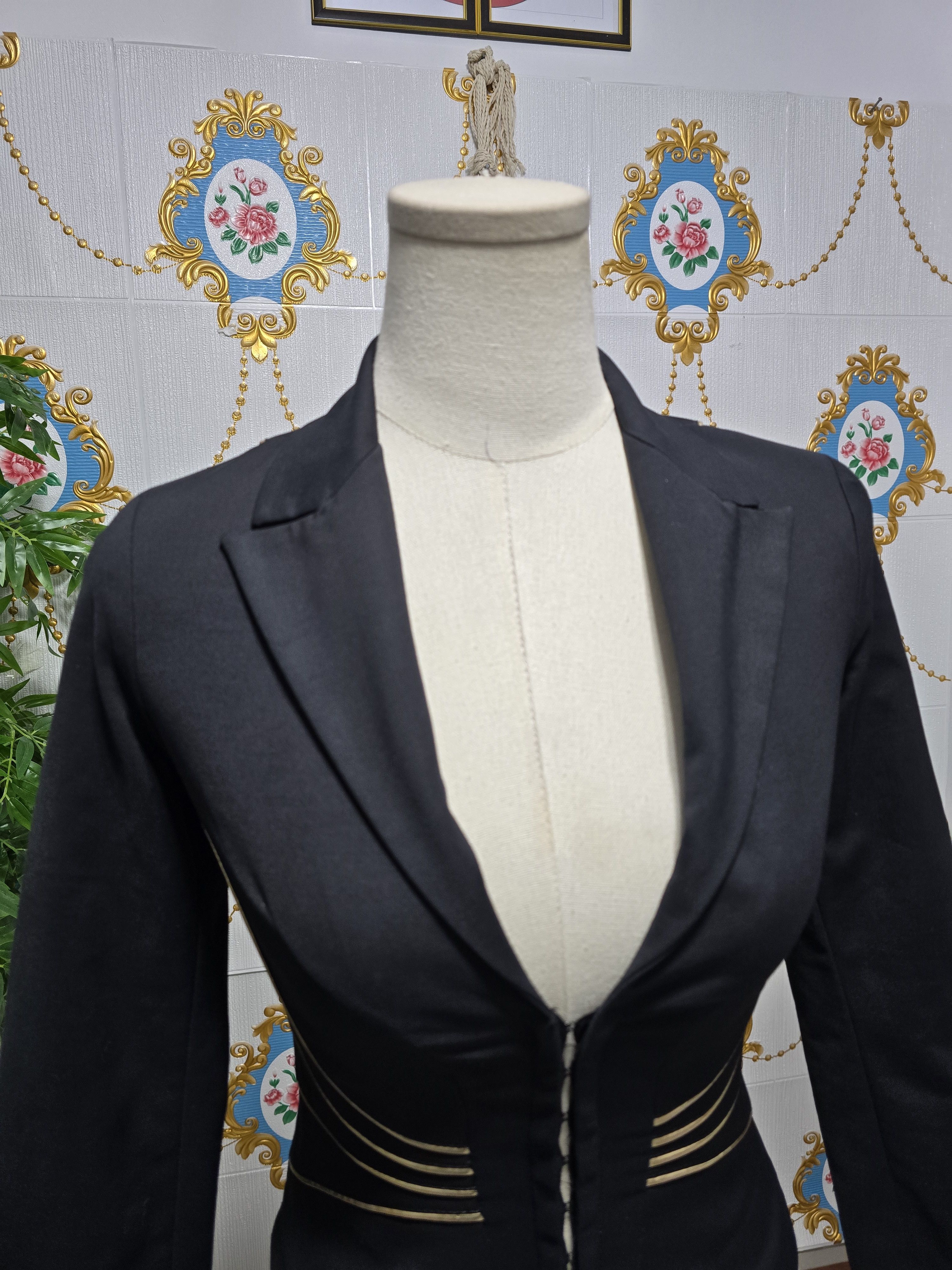 Elisabetta Franchi ELISABETTA FRANCHI CELYN B Jacket size small Size S / US 4 / IT 40 - 3 Thumbnail