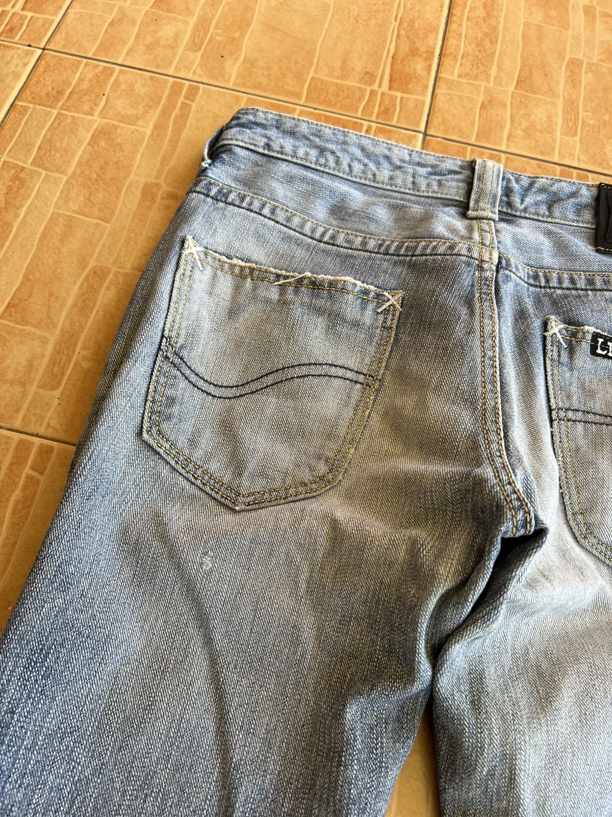 Lee Vintage Lee Riders Distress Jean Size US 29 - 17 Thumbnail