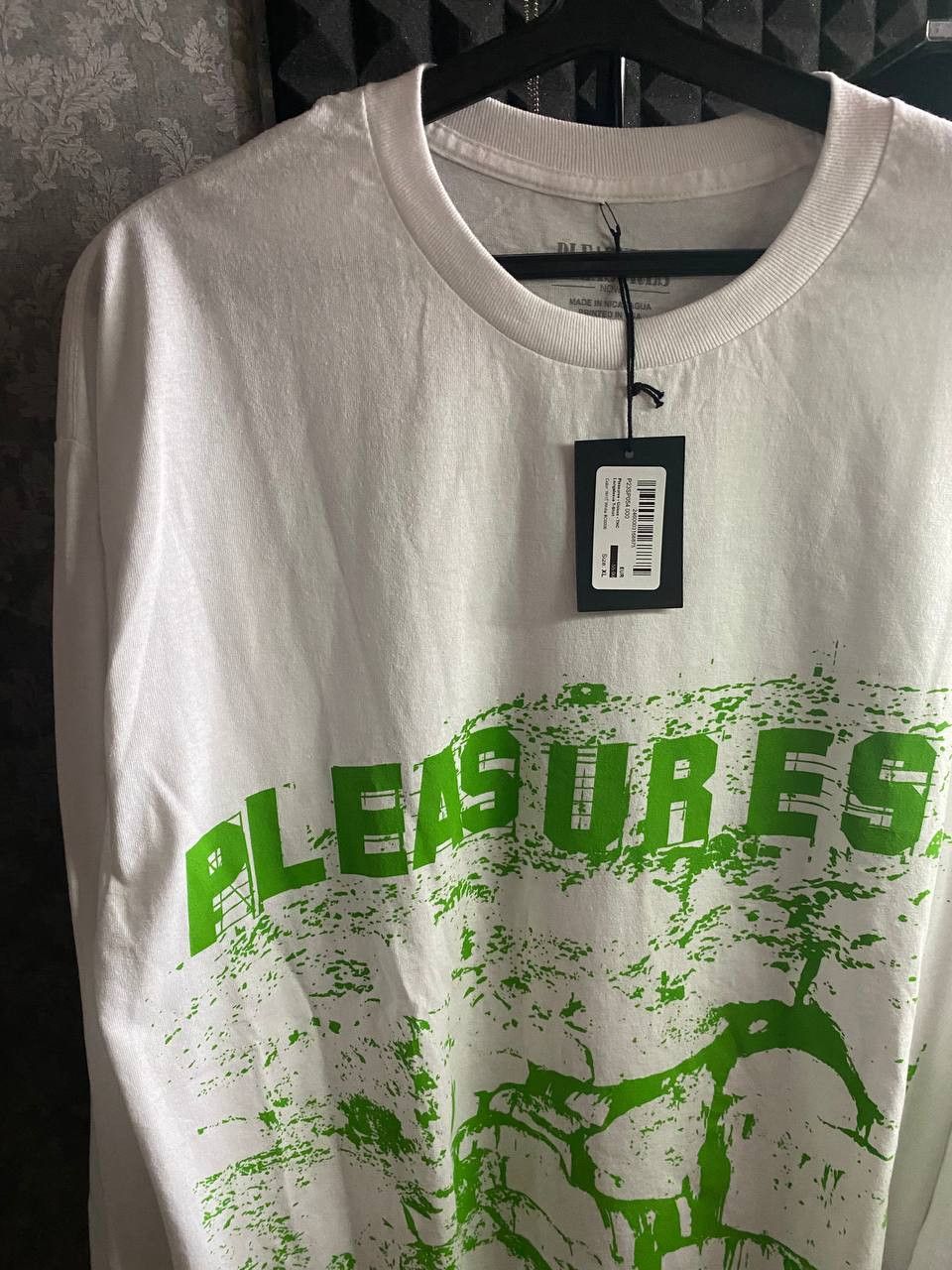 Pleasures Pleasures - THC Longsleeve T-Shirt Size US XL / EU 56 / 4 - 5 Thumbnail