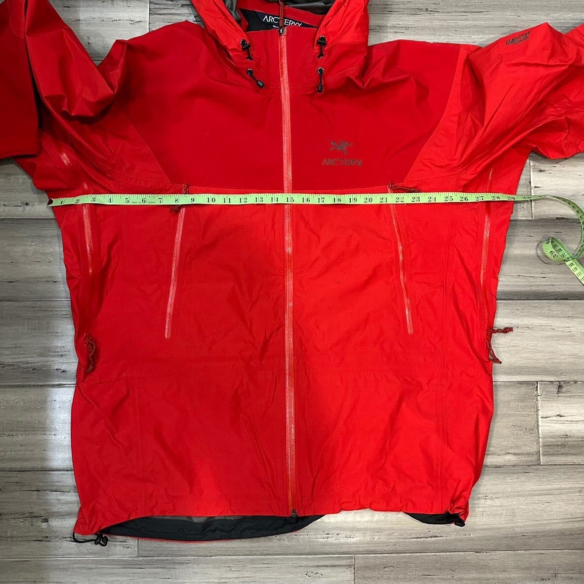 Arc'teryx Arc'teryx Alpha SV GORE-TEX Pro | XL | Bright Red Size US XL / EU 56 / 4 - 13 Thumbnail