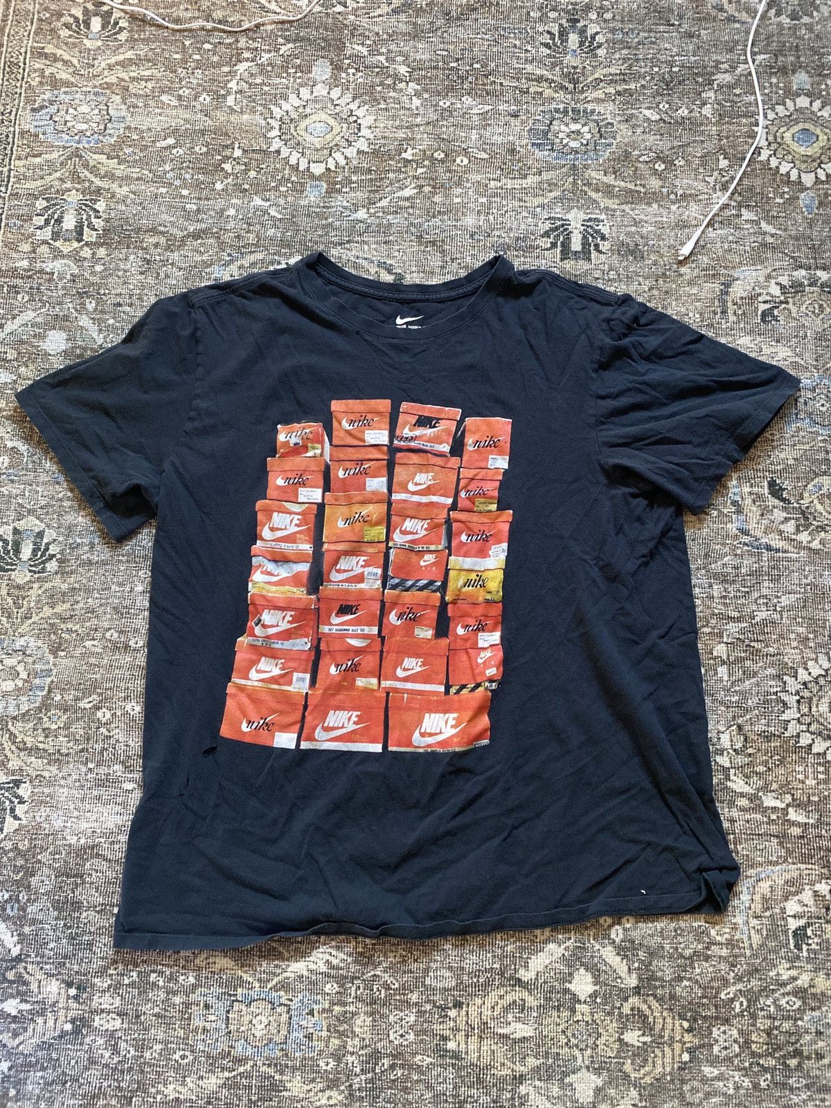 Nike × Vintage Nike Shoebox Graphic Tee Size US XL / EU 56 / 4 - 1 Thumbnail