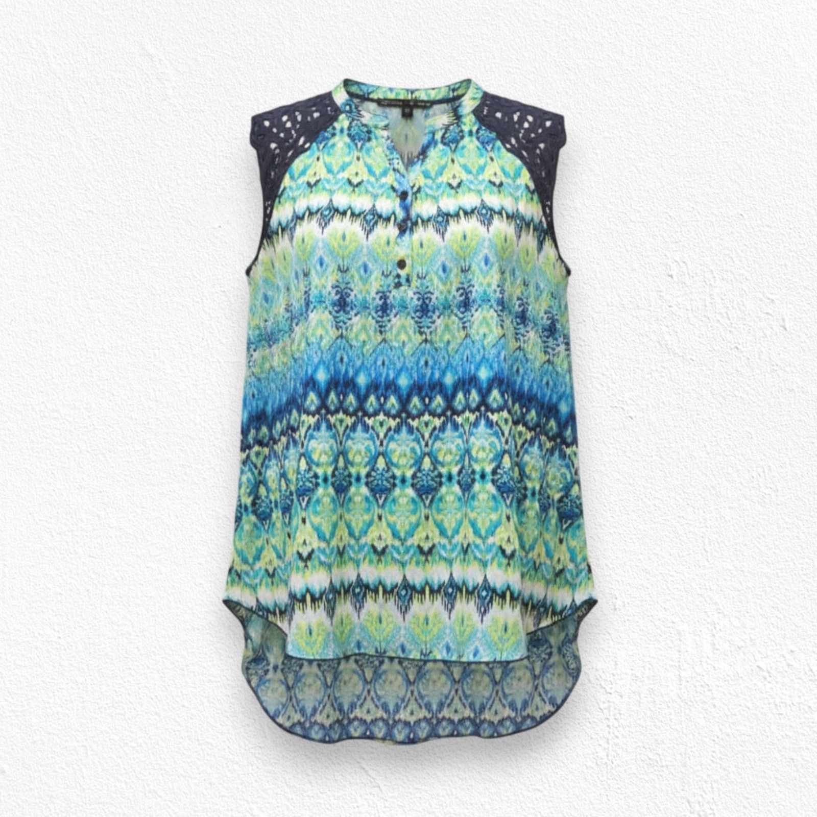 Other Green Blue Watercolor V Neck Relaxed Blouse Size 1X Size XXL / US 16-18 / IT 52-54 - 1 Thumbnail