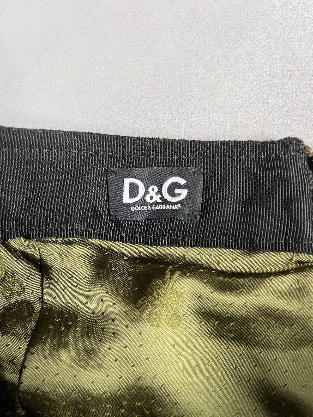 Designer × Dolce & Gabbana Dolce & Gabbana Dark Olive Knit Wool Viscose Midi Skirt Size 27" / US 4 / IT 40 - 2 Thumbnail