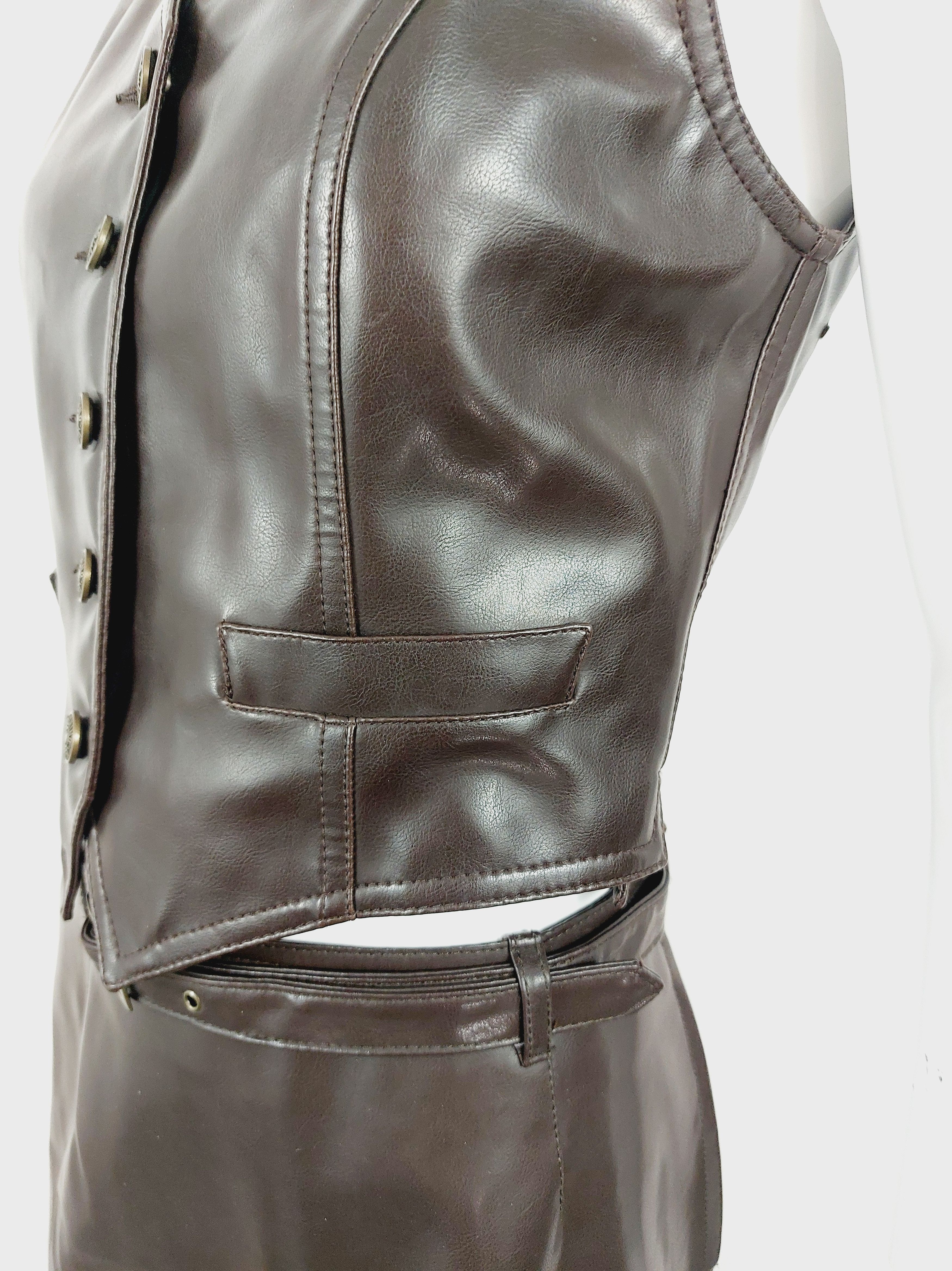 Moschino Moschino Studded Heart Vinyl Bella Hadid Vest Skirt Set Size M / US 6-8 / IT 42-44 - 10 Thumbnail