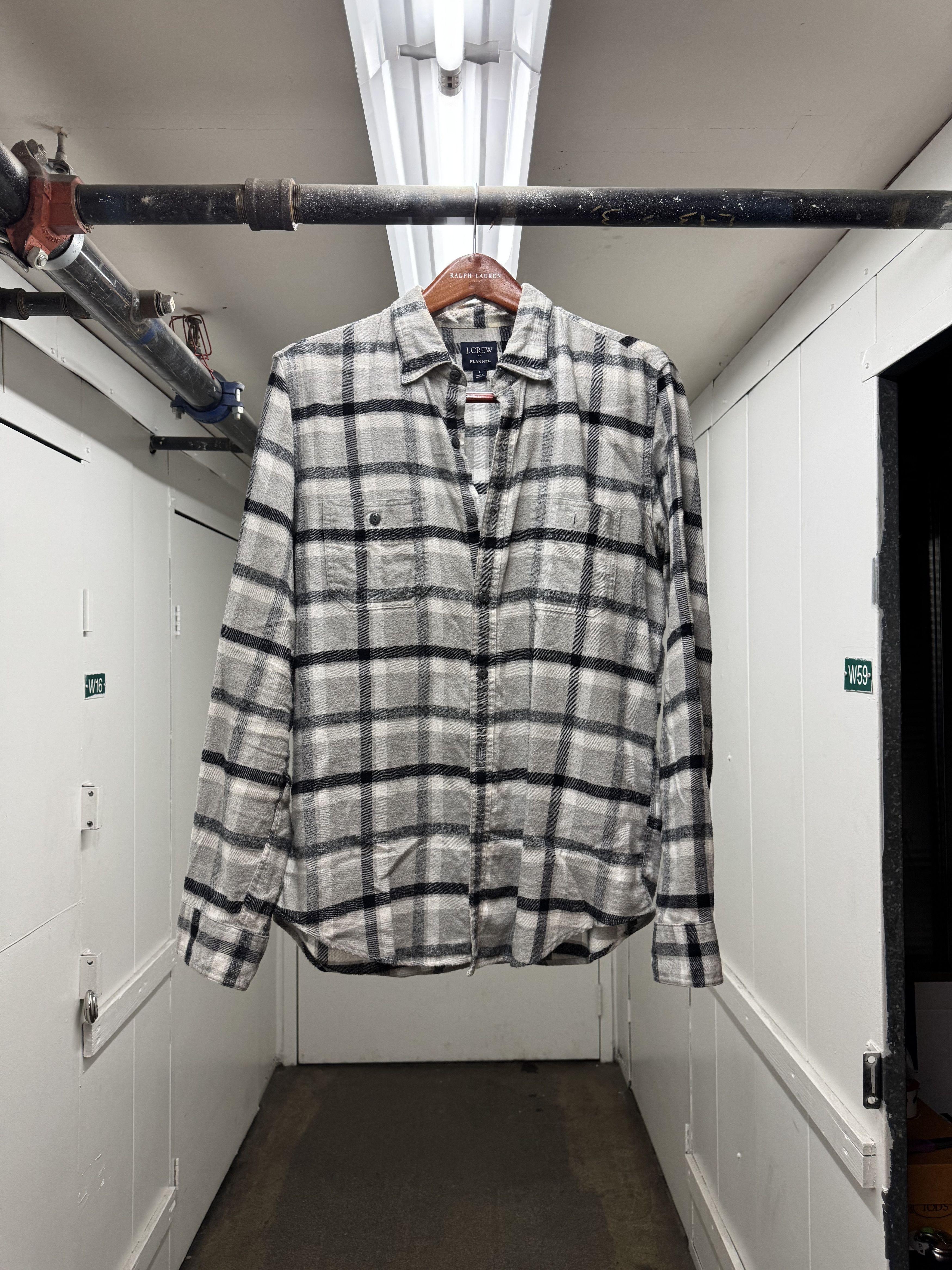 J.Crew J. Crew Gray Plaid Brushed Soft Flannel Button Up Size US L / EU 52-54 / 3 - 1 Thumbnail