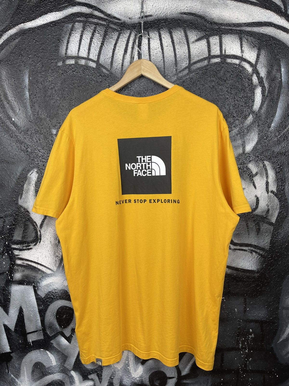 The North Face The North Face Yellow T- Shirt Big logo Men’s Size XL Size US XL / EU 56 / 4 - 5 Thumbnail