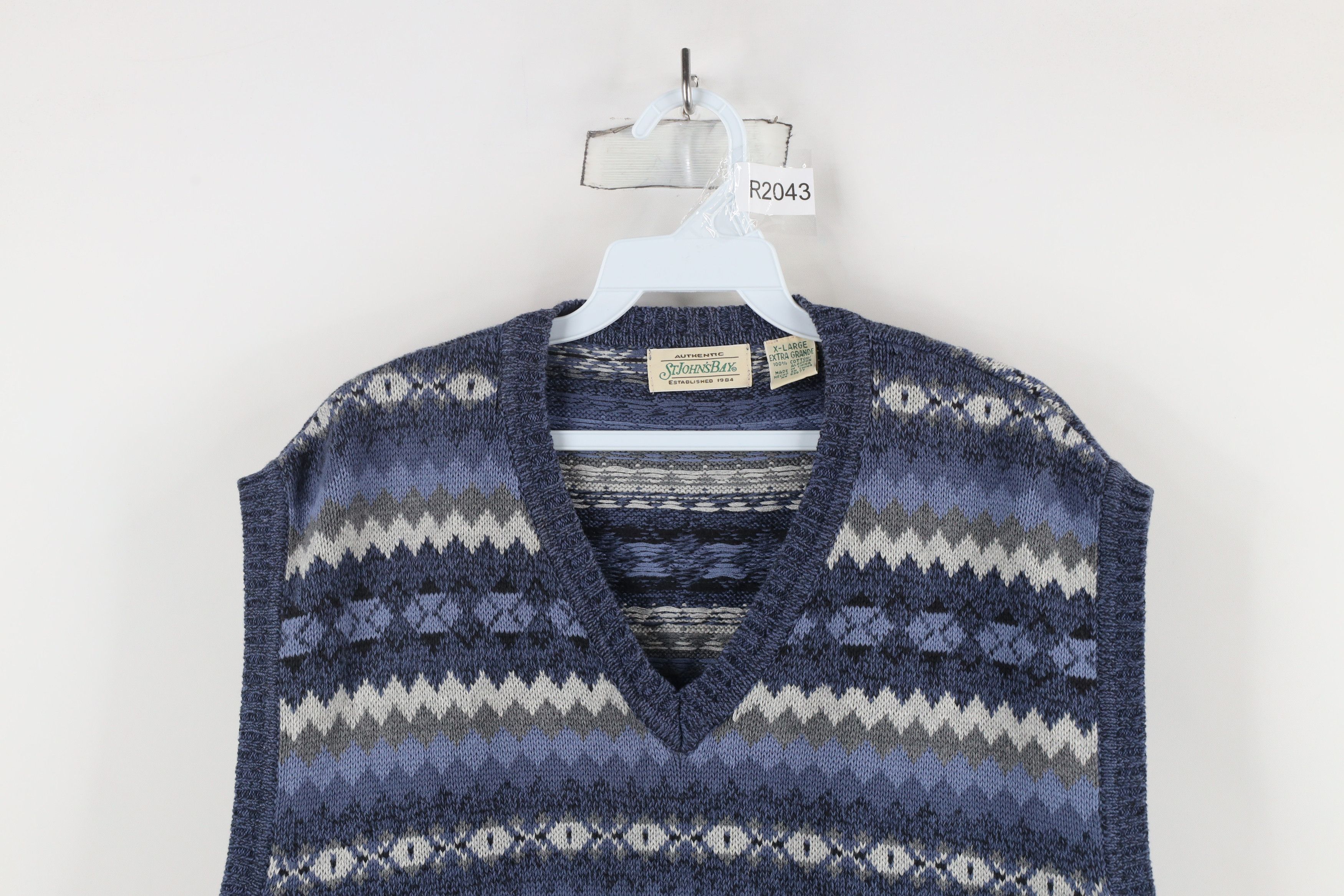 Vintage Vintage 90s Streetwear Cotton Knit V-Neck Sweater Vest Blue Size US XL / EU 56 / 4 - 2 Thumbnail