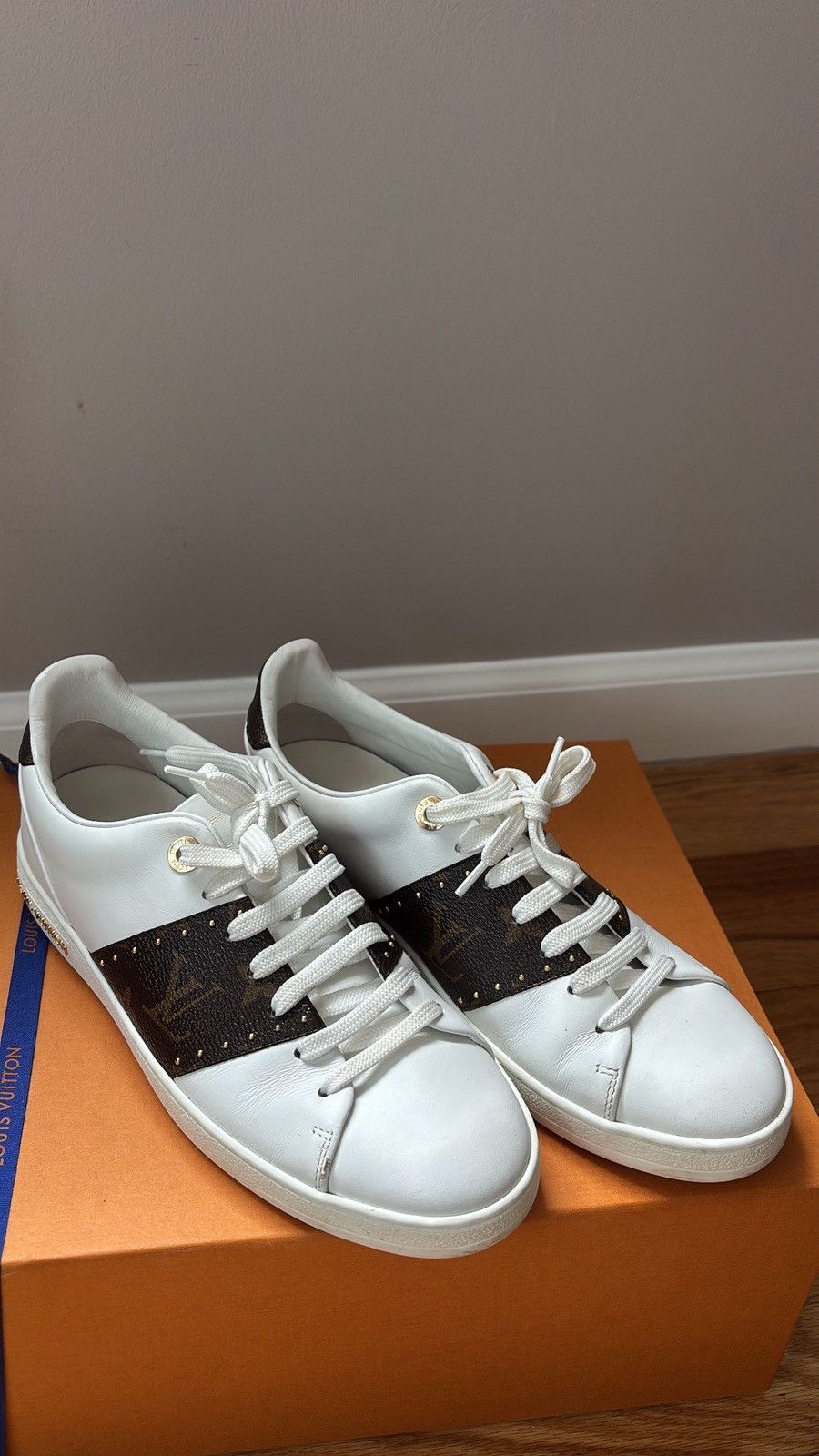 Louis Vuitton Louis Vuitton Frontrow White / Monogram - Women’s Size 38 Size US 8 / IT 38 - 3 Thumbnail