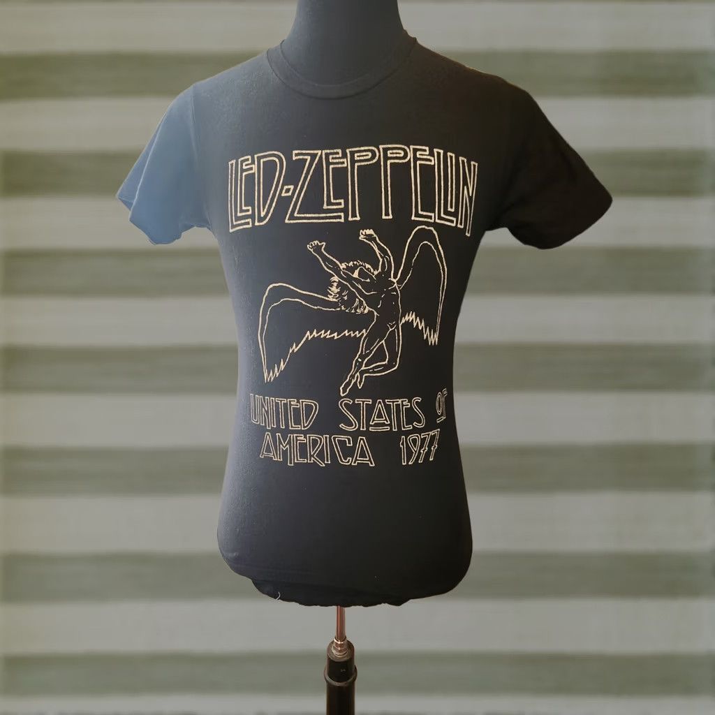 Vintage Led Zeppelin Shirt Small Mens Black Cotton Crew Neck Short Sleeve 1977 Rock T-Shirt 2020s USA Size US S / EU 44-46 / 1 - 1 Thumbnail