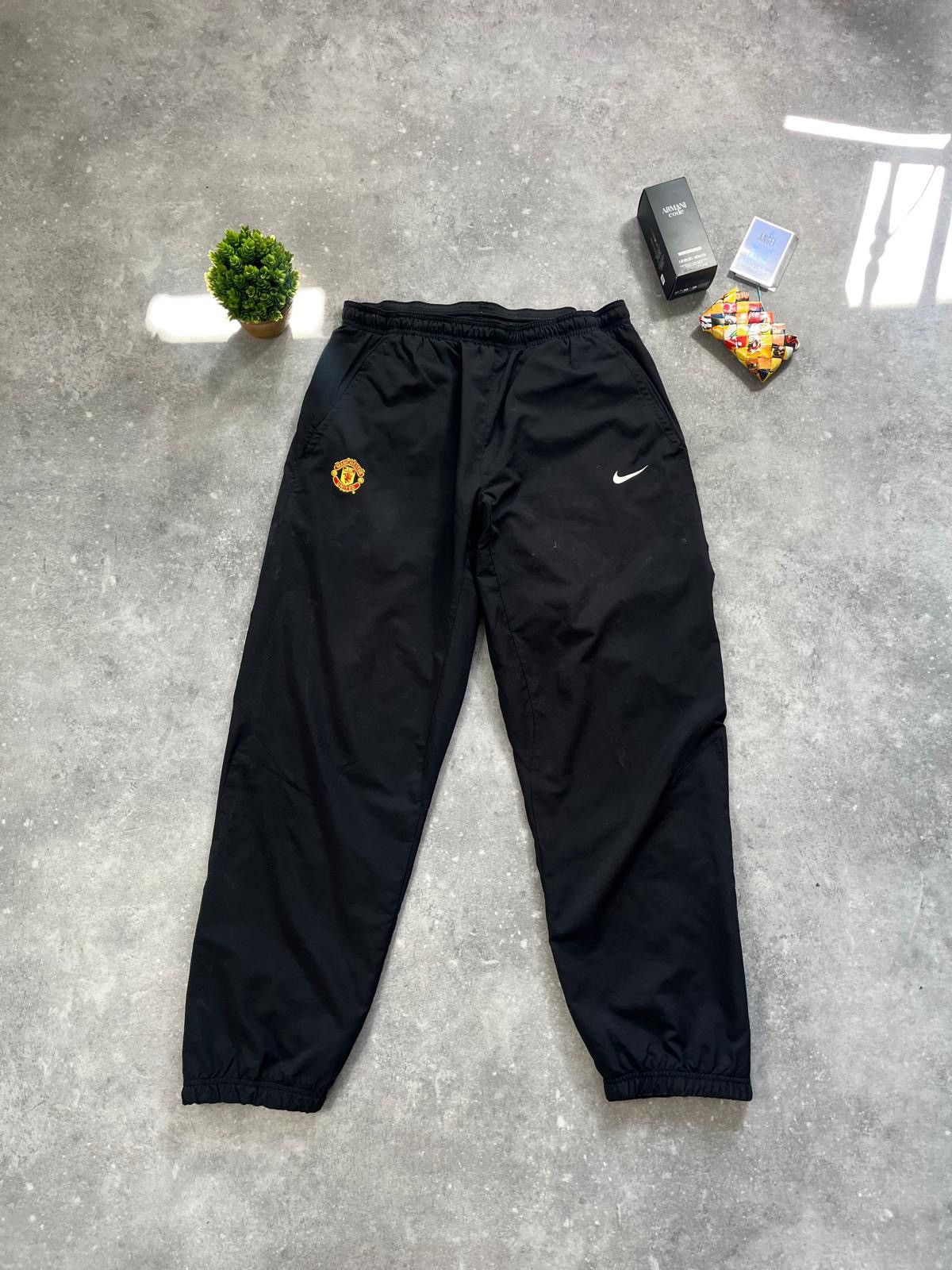 Nike Rare Nike Manchester United 2007-09 AIG Set Ronaldo CR7 y2k Size US XL / EU 56 / 4 - 4 Thumbnail