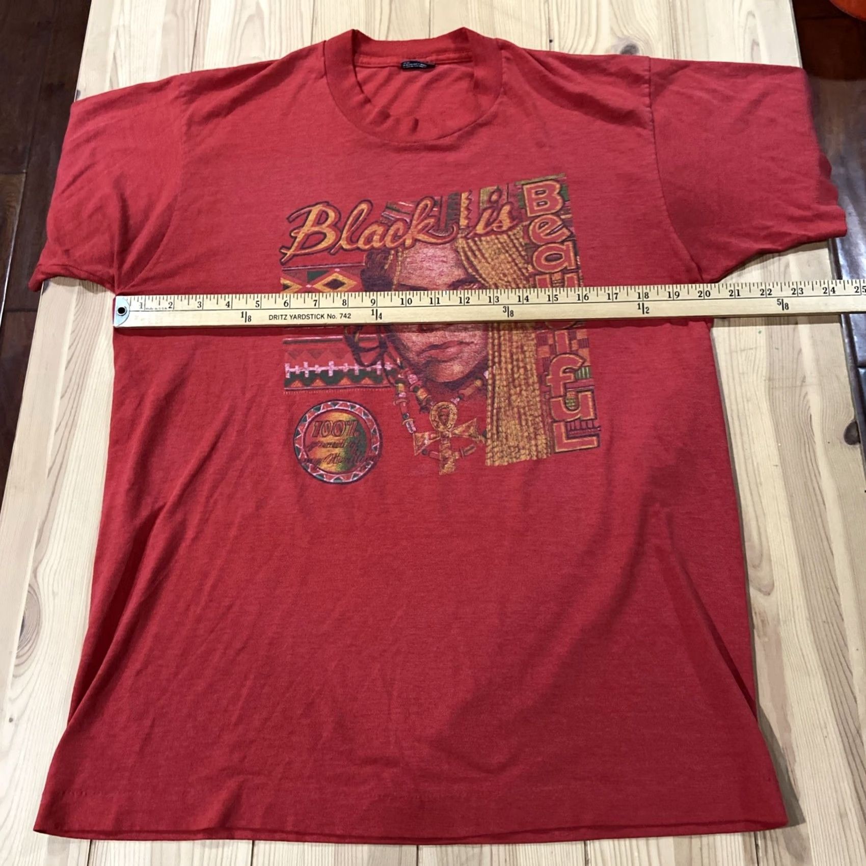 Vintage VINTAGE 1993 Black is Beautiful T-Shirt MBS LOVE UNLIMITED Size L Unisex Adults 100% Cotton Red Graphic Print Short Sleeve Crew Neck Size US L / EU 52-54 / 3 - 7 Thumbnail