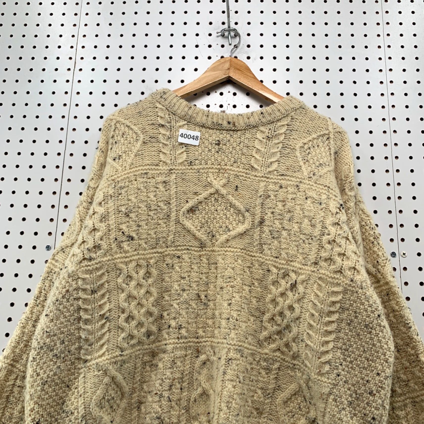 Vintage VINTAGE Glens Of Donegal Wool Knit Sweater Mens Size L Beige Hand Knit Crew Neck Cable Knit 24x25 United States Mens Size US L / EU 52-54 / 3 - 7 Thumbnail