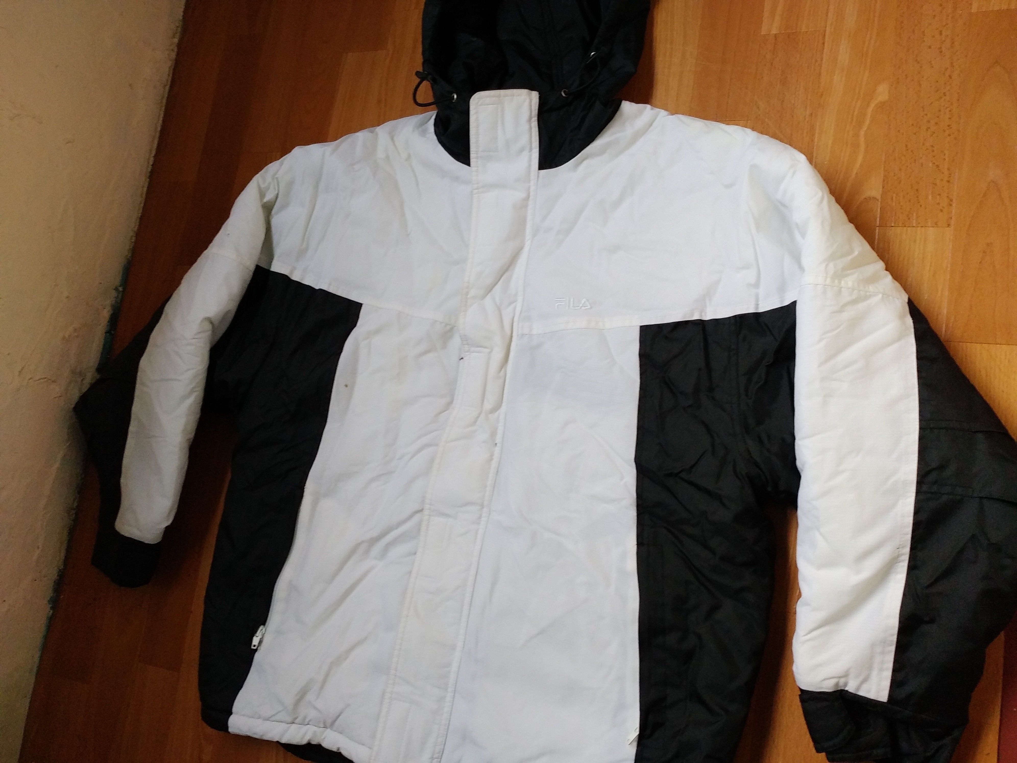 Fila FILA Tech jacket, vintage nylon windbreaker 90s hip-hop L Size US L / EU 52-54 / 3 - 6 Thumbnail