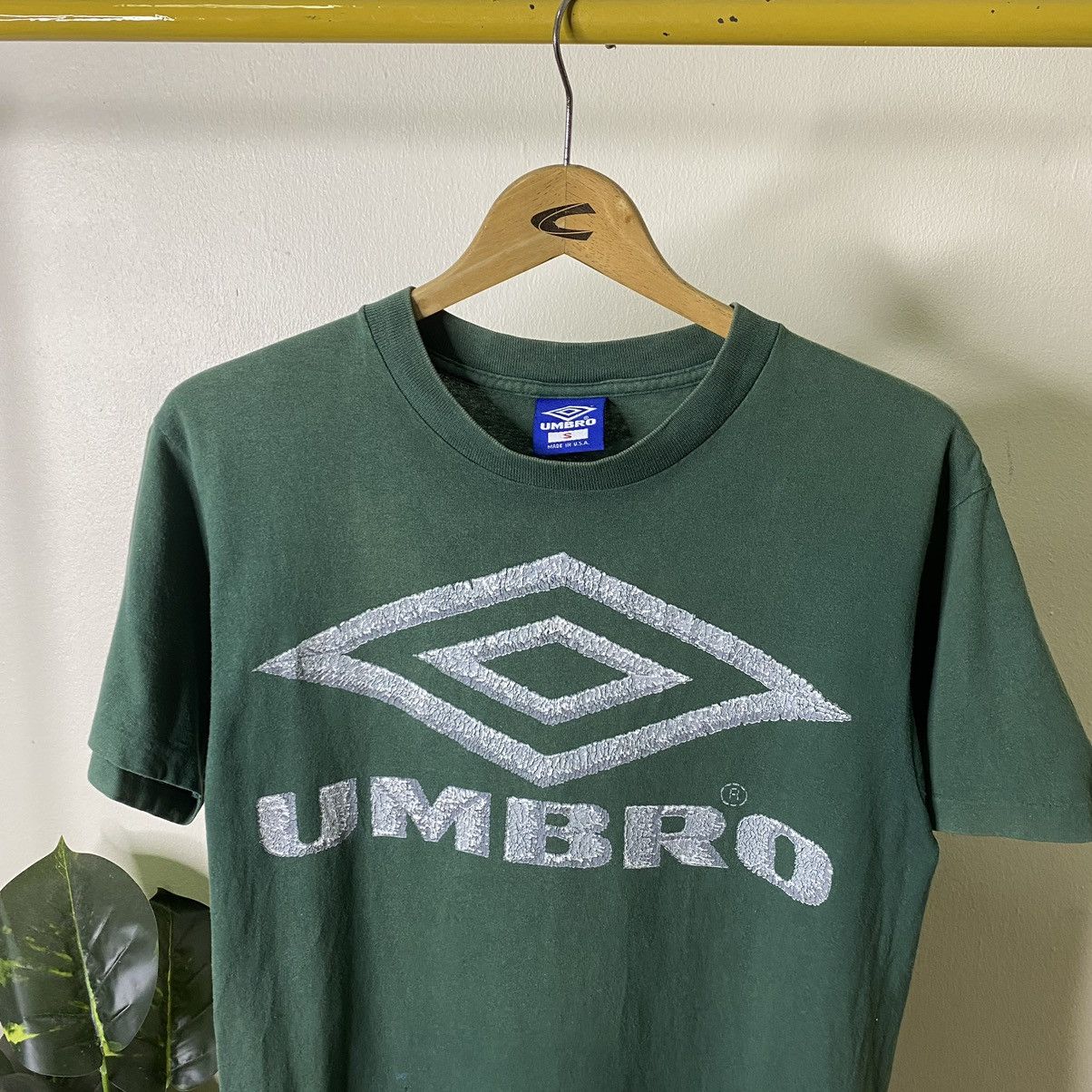 Umbro × Vintage Vintage 1990s Umbro Big Logo Werder Bremen Tribute Tee Size US S / EU 44-46 / 1 - 2 Thumbnail