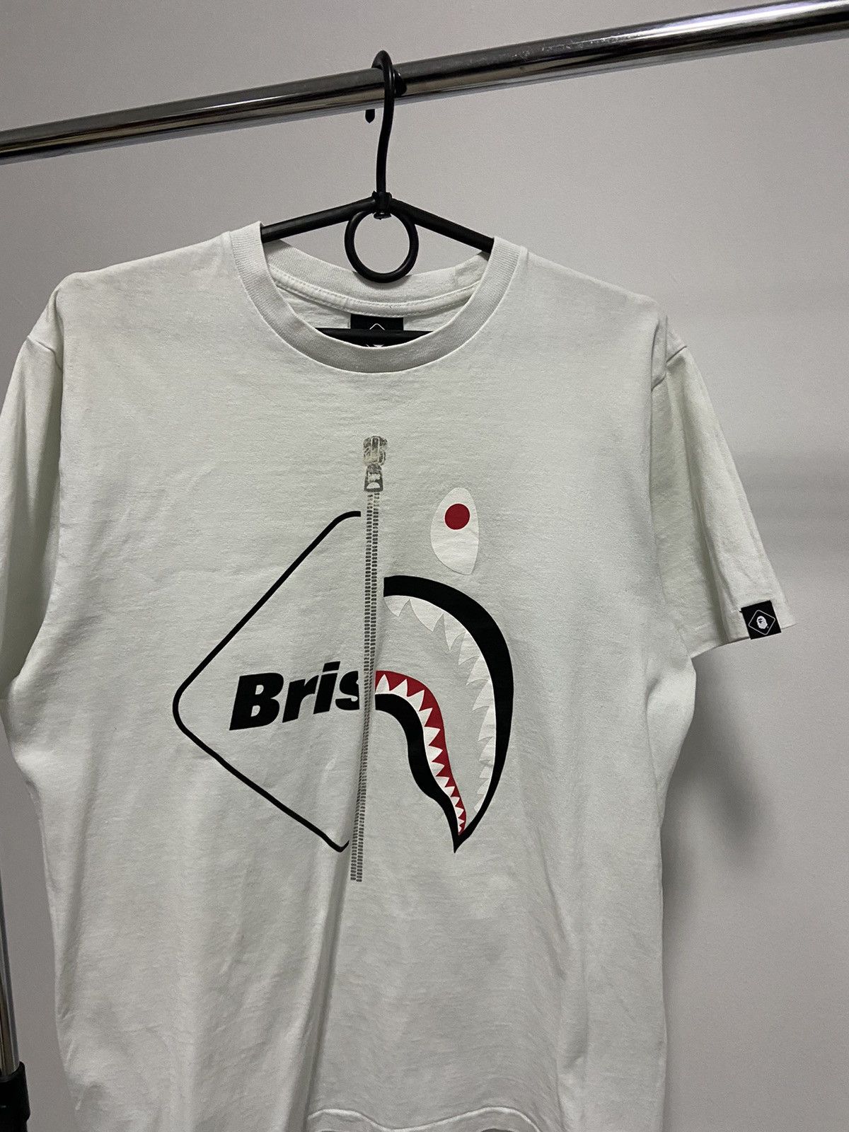 Bape Bape fcrbape big logo t shirt vintage skate Size US M / EU 48-50 / 2 - 4 Thumbnail