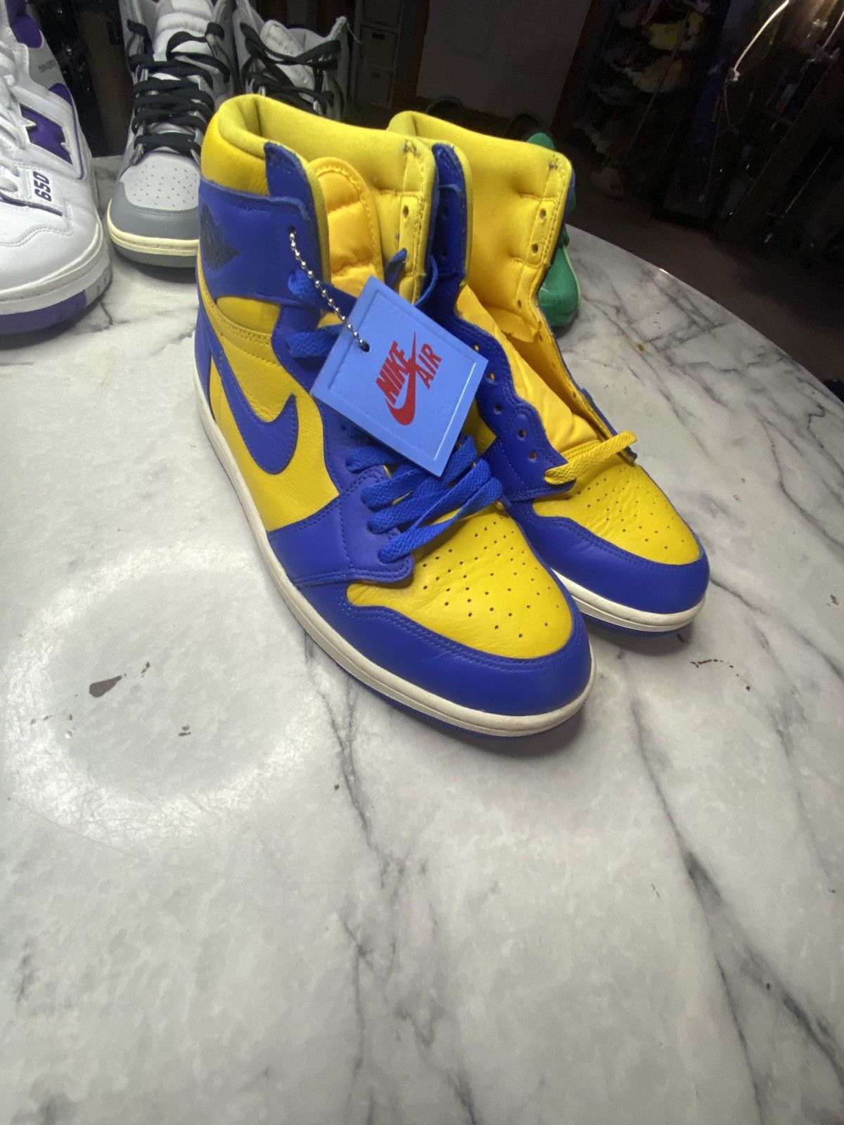 Jordan Brand Jordan 1 high Laney Size US 9.5 / EU 42-43 - 5 Thumbnail