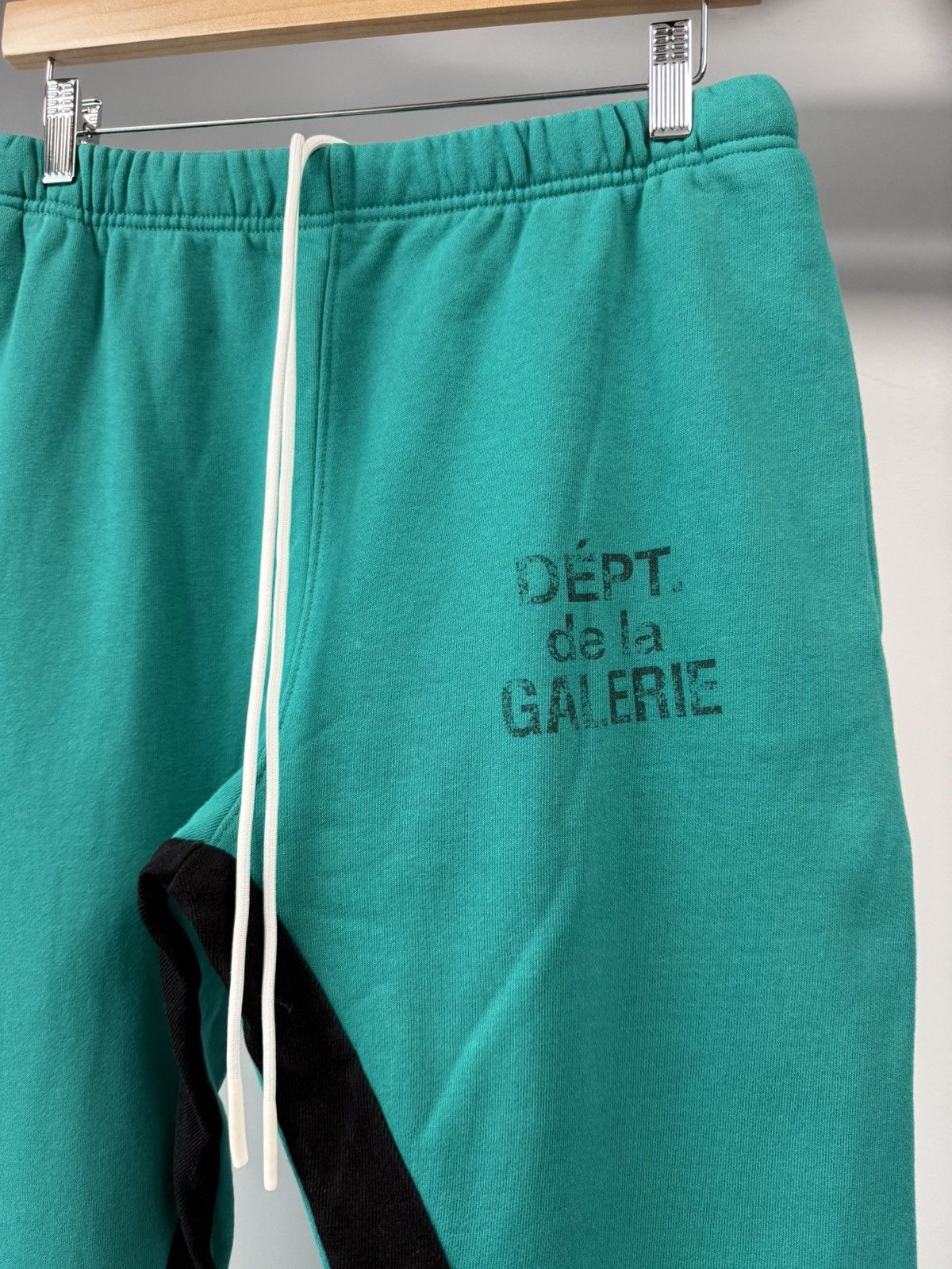 Gallery Dept. Gallery Dept. Flared Sweatpants - M Size US 32 / EU 48 - 3 Thumbnail