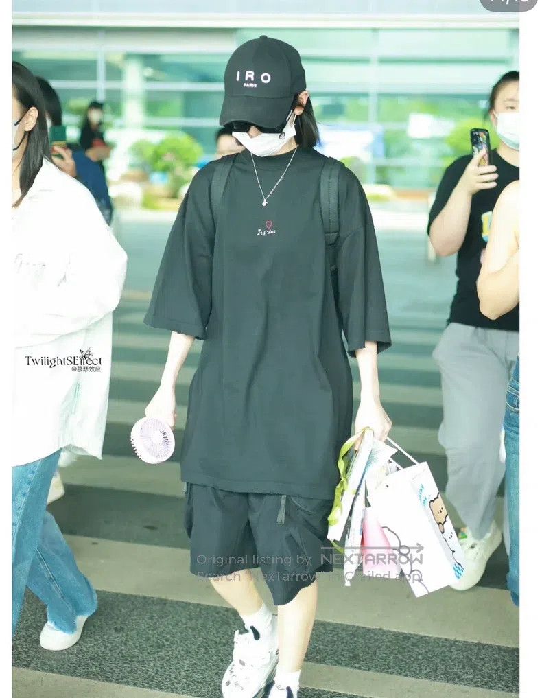 Balenciaga Balenciaga Qixi Festival limited-edition embroidered logo Size US L / EU 52-54 / 3 - 8 Thumbnail