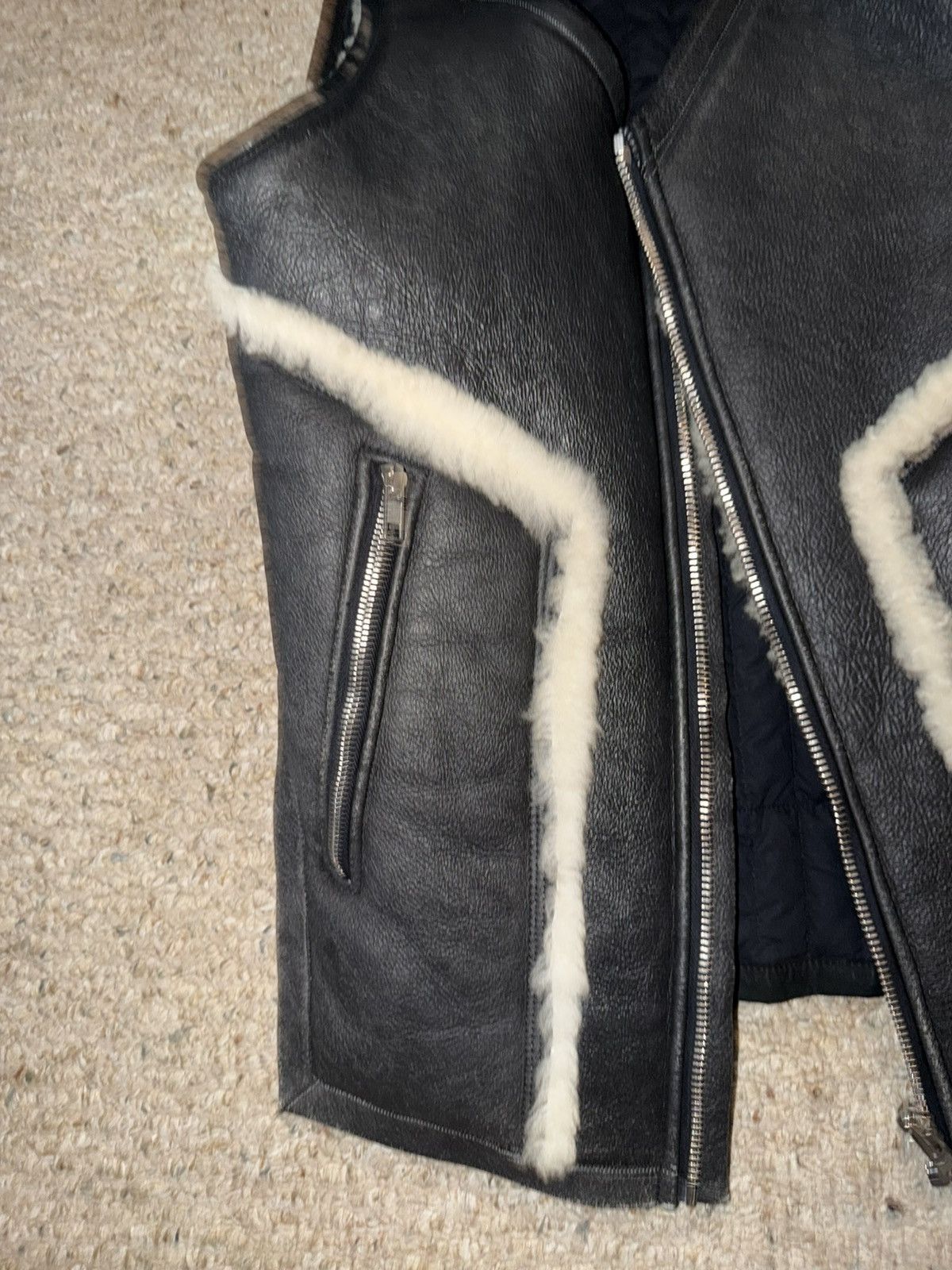 Rick Owens F/W 14 "MOODY" Runway Shearling Leather Vest Rick Owens S Size US S / EU 44-46 / 1 - 2 Thumbnail