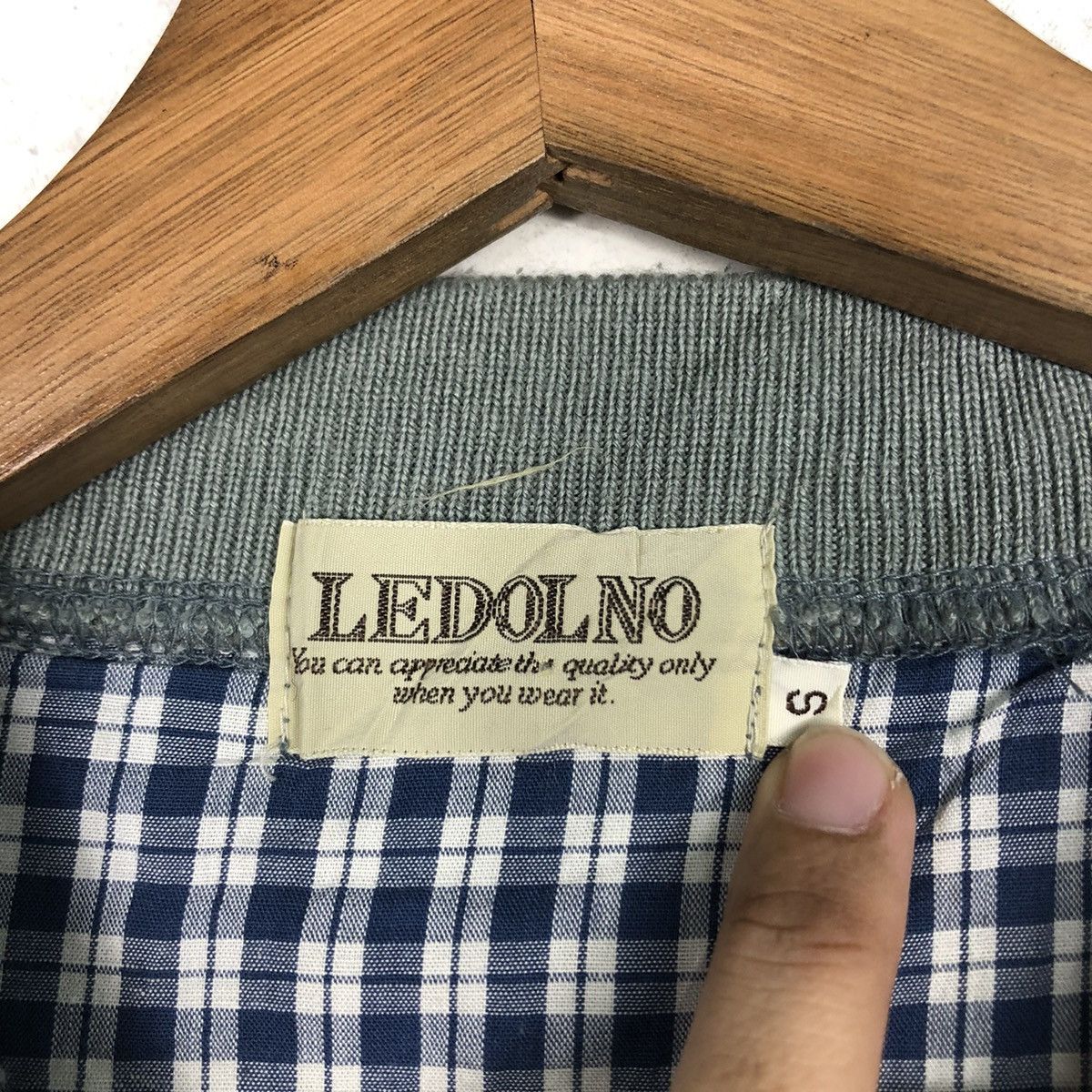 Japanese Brand × Vintage Vintage Sweatshirt Ledolno Big Logo Embroidery Size US S / EU 44-46 / 1 - 14 Thumbnail