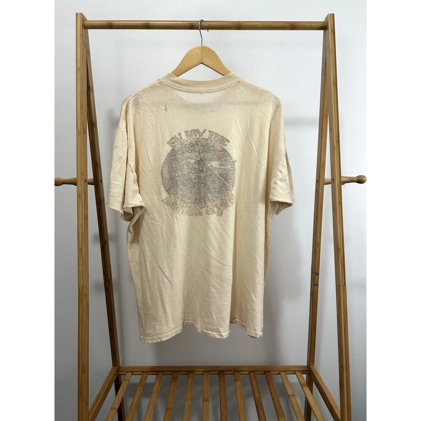 Vintage VTG Butter Thin Worn Boxy Flowy Pocket T-Shirt 2XL Peach Womens/Mens T-Shirt 2XL Distressed Burnout Worn Boxy Pocket Short Sleeve Shirt Size US XXL / EU 58 / 5 - 2 Thumbnail