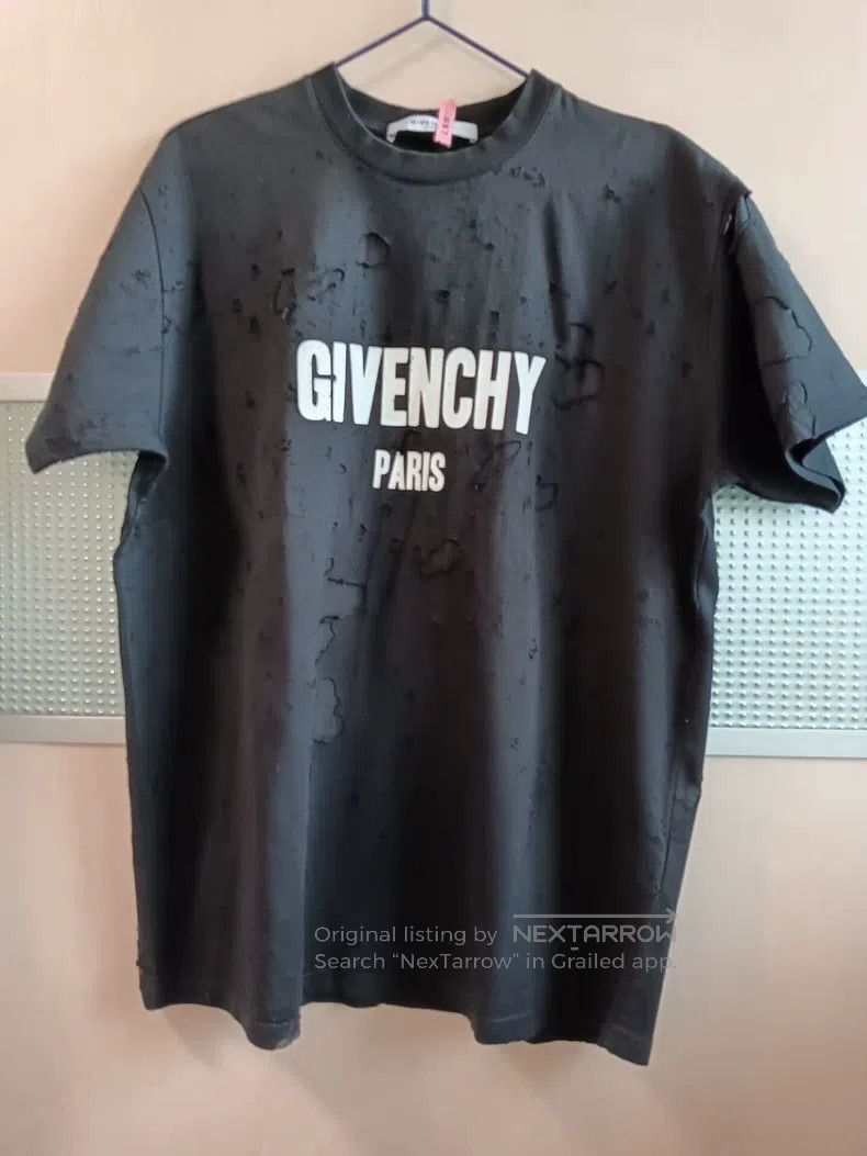 Givenchy Givenchy Ripped Short Sleeve T-Shirt Size US XS / EU 42 / 0 - 1 Thumbnail