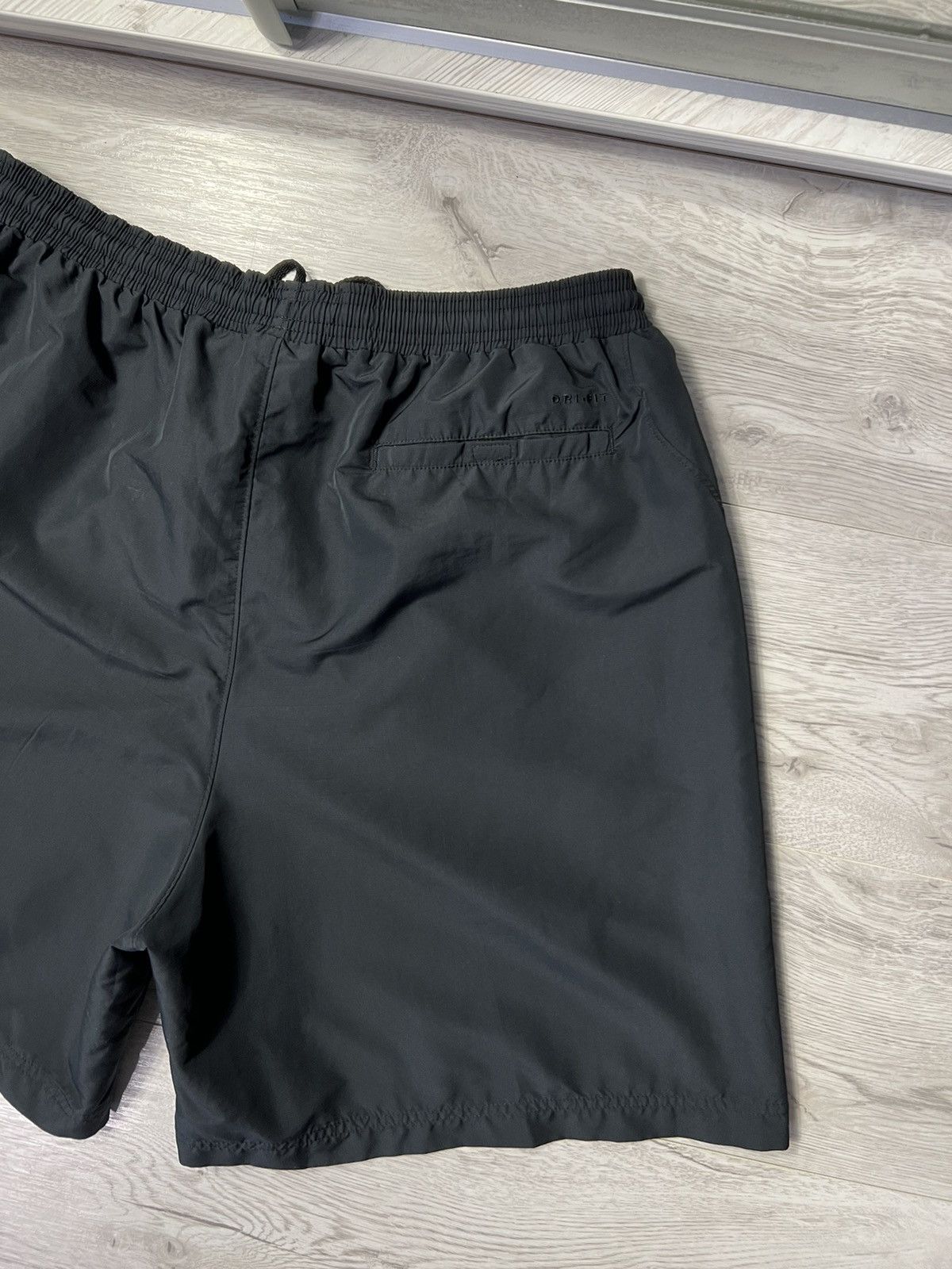 Nike × Vintage Vintage Nike Tennis Court Shorts Embroidered Swoosh Logo Size US 36 / EU 52 - 7 Thumbnail