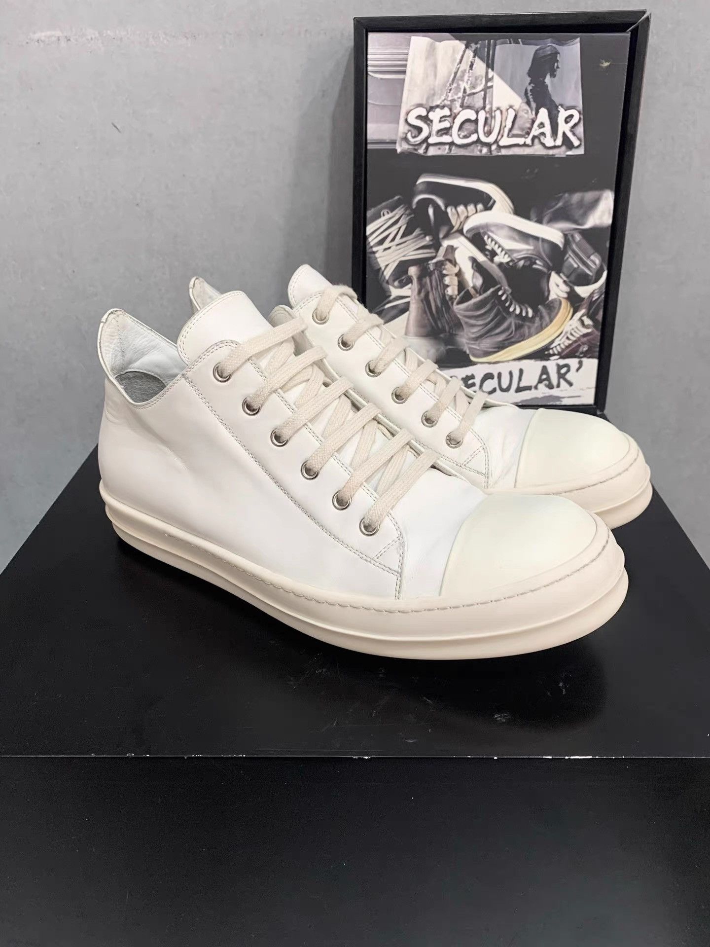 Rick Owens Rick Owens Mainline Milk Leather Low-Top Big Converse K34 Size US 11 / EU 44 - 1 Thumbnail