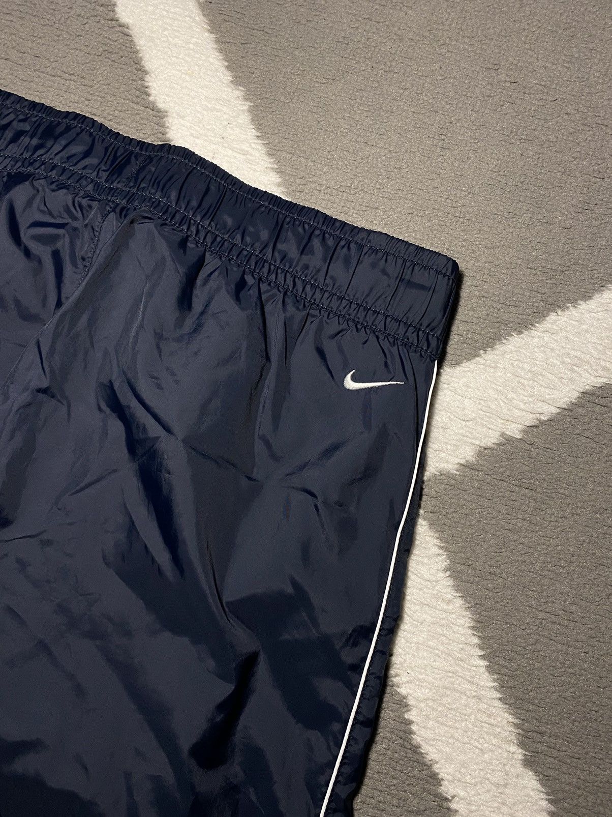 Nike Vintage 00’s Nike Swoosh women’s flared track pants Size 27" / US 4 / IT 40 - 14 Thumbnail