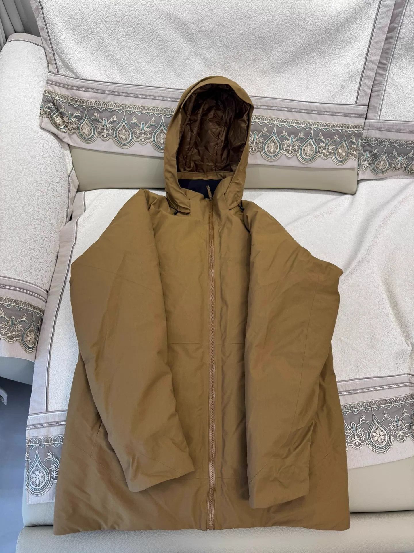 Arc'teryx Arcteryx Camosun Parka Yellow Size L Size US L / EU 52-54 / 3 - 1 Thumbnail