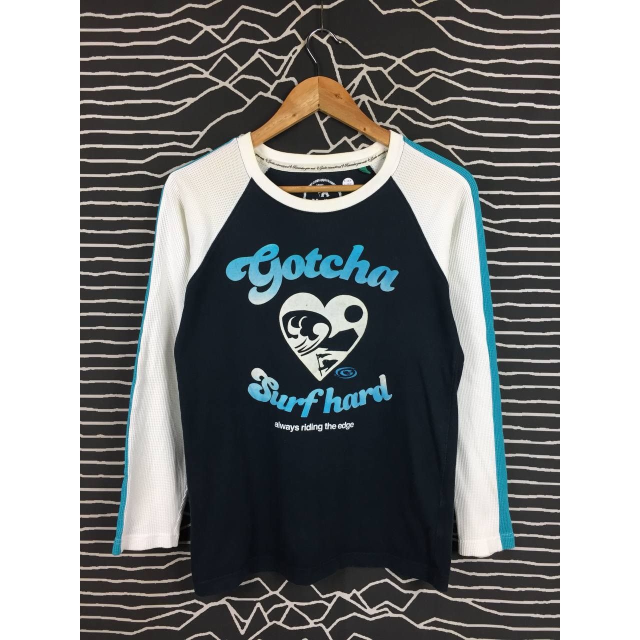 Gotcha × Vintage Gotcha International Surf Hard Always Riding The Edge Tee Size US S / EU 44-46 / 1 - 1 Thumbnail