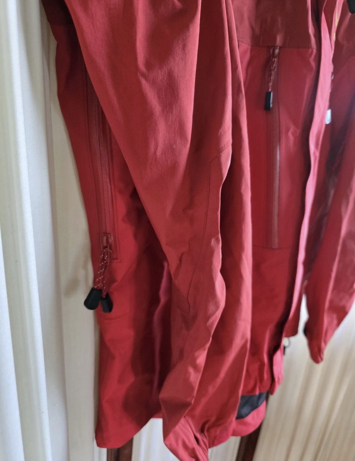 Arc'teryx Arc’teryx Alpha SV First Edition Gold Label 1999 Red XL EUC Size US XL / EU 56 / 4 - 2 Thumbnail