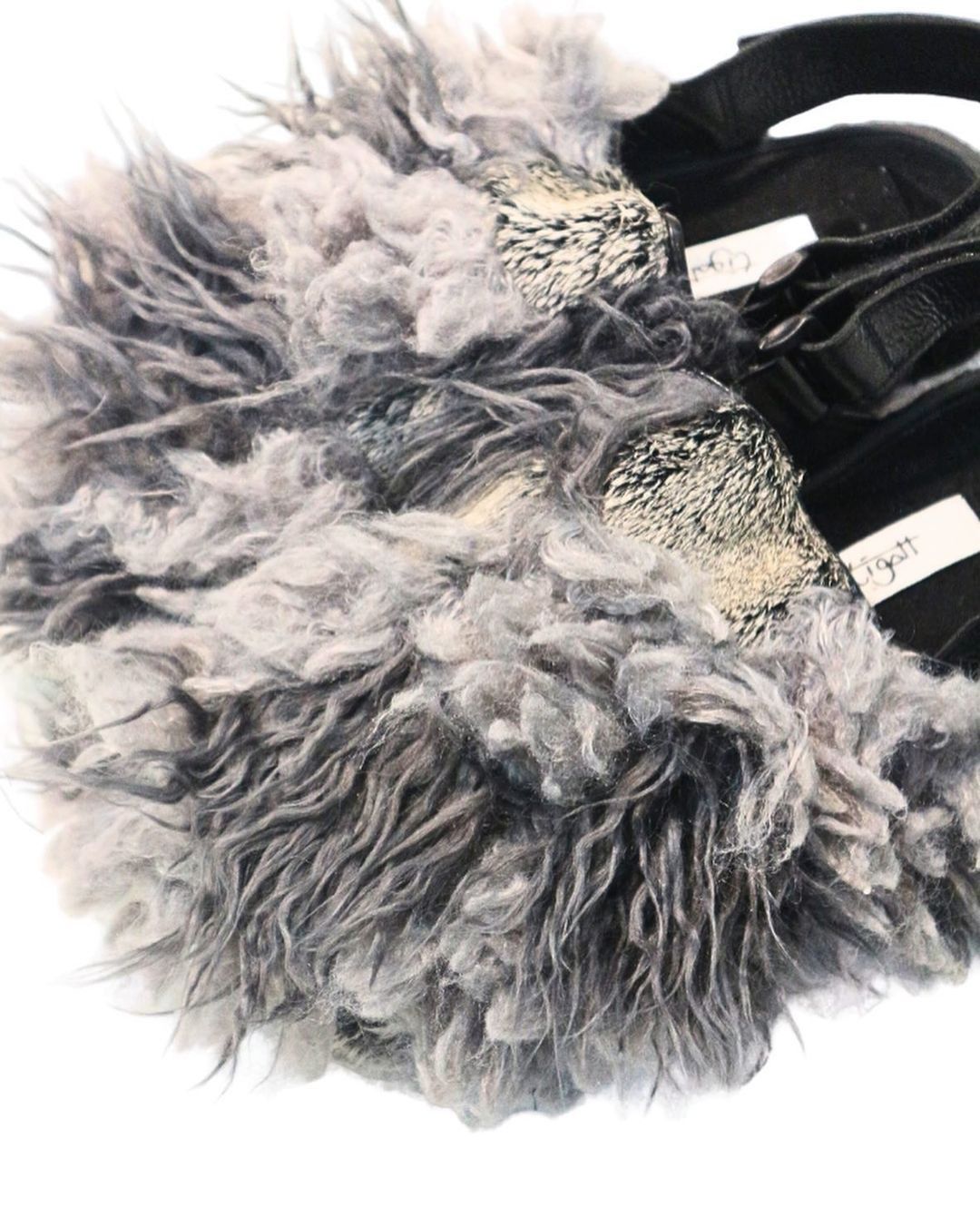 Other Unisex Dark Grey Fuzzy Clogs Size US 11 / EU 44 - 2 Thumbnail