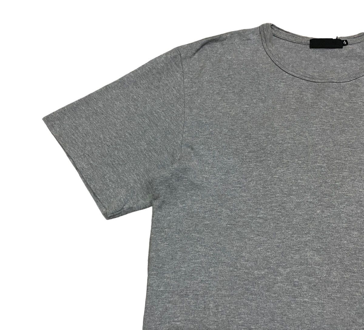 Japanese Brand Rare Vintage Japanese Brand Original Fake T-shirt 2000s Size US XL / EU 56 / 4 - 5 Thumbnail