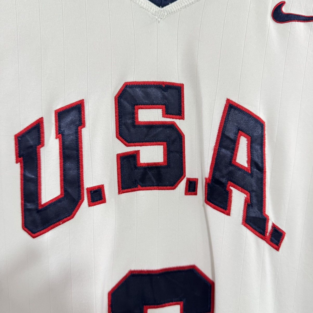 Nike LeBron James #6 Team USA 2007 Olympics Nike Authentic Jersey Size US XL / EU 56 / 4 - 12 Thumbnail