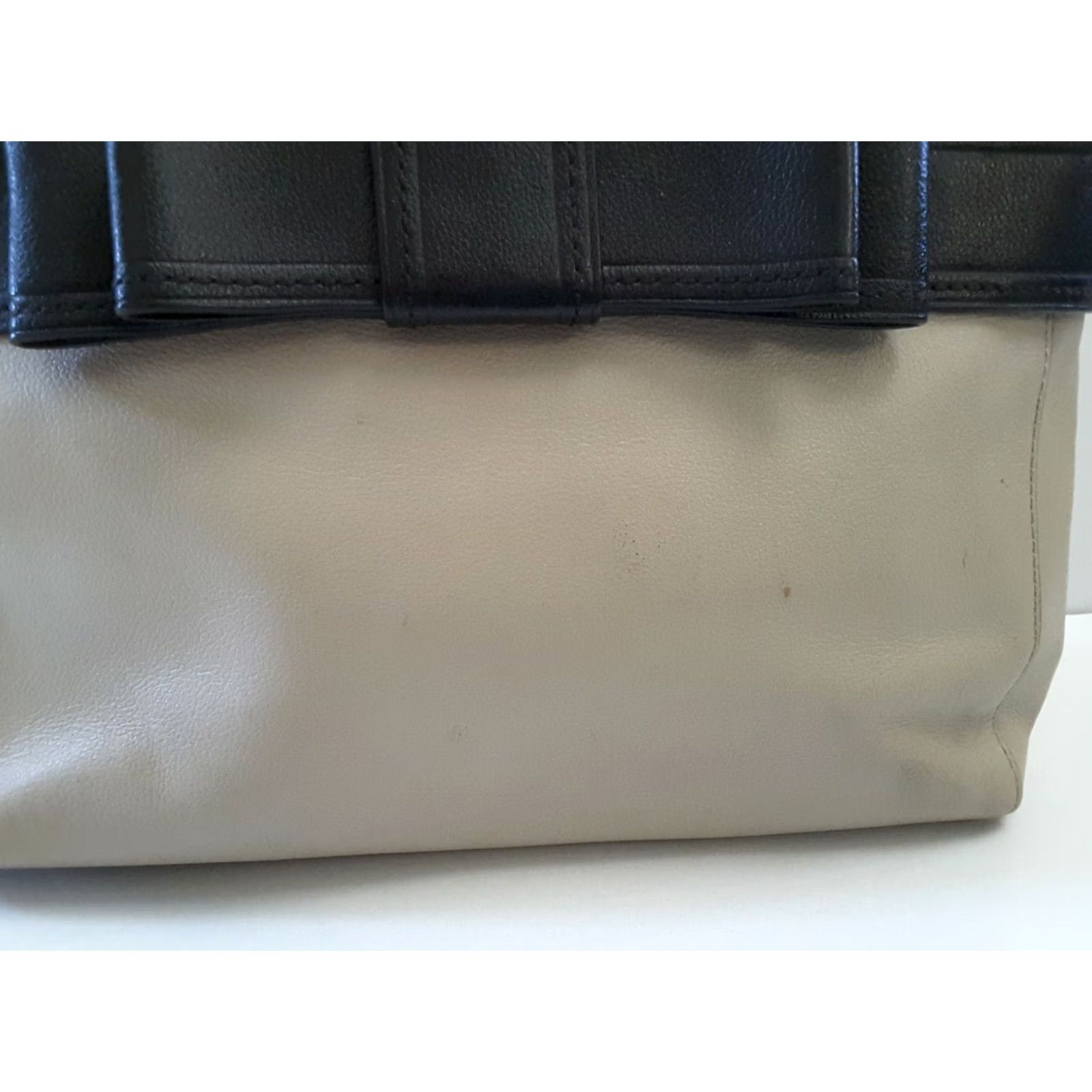 Vintage kate spade new york Elena Villabella Avenue Beige Black Structured Handbag Purse Medium Women Leather Solid Size ONE SIZE - 3 Thumbnail