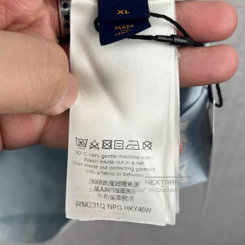 Louis Vuitton Louis Vuitton FALL Series SS22 Logo Print Gradient Crew Ne Size US XL / EU 56 / 4 - 5 Thumbnail
