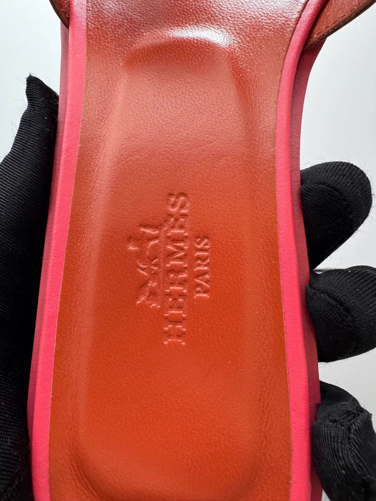 Hermes Hermes Women's Pink & Brown H Logo Sandals 36 Size US 5 / IT 35 - 6 Thumbnail