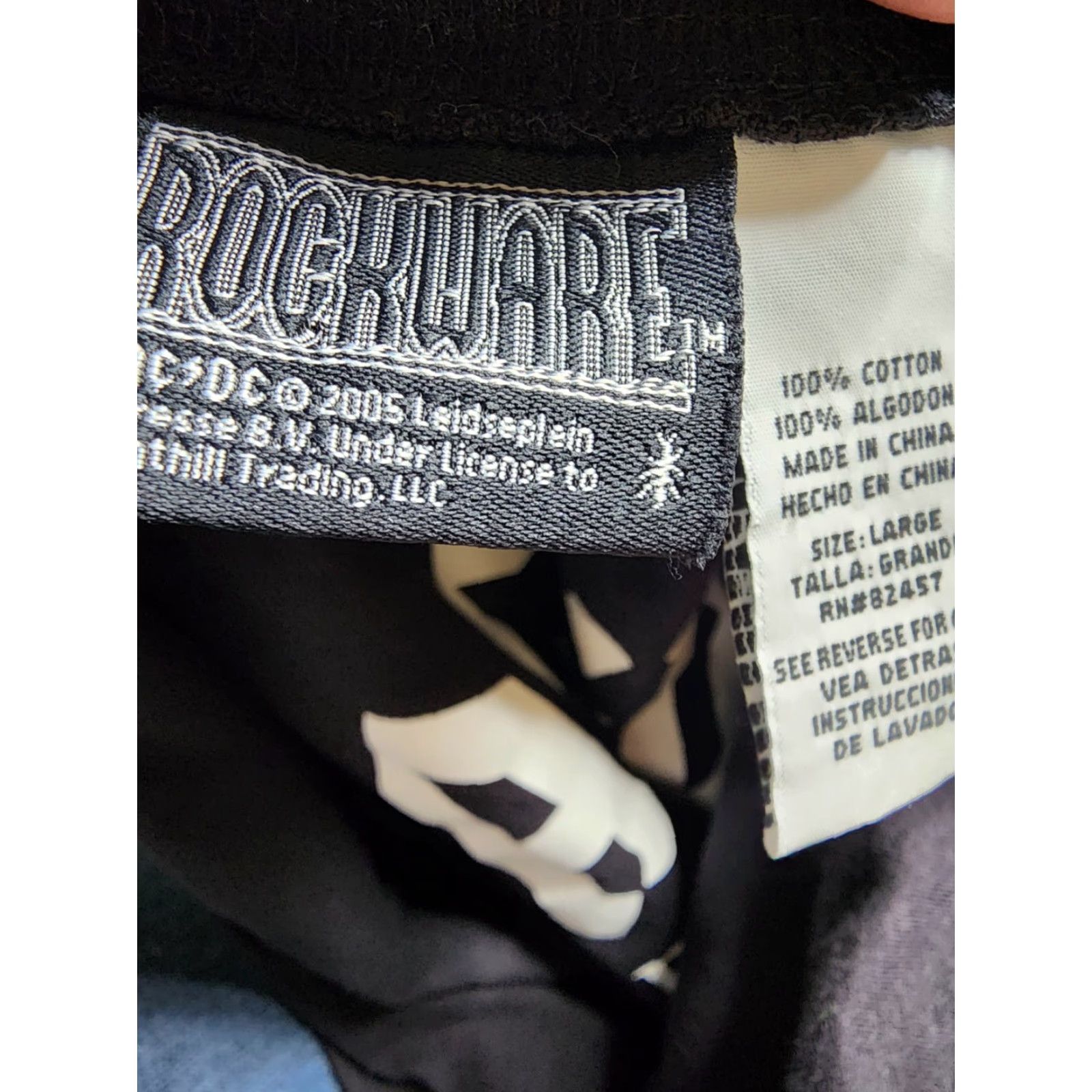 Vintage VINTAGE ACDC x Rockware T-Shirt L Back-In-Black Tour 2005 Merch Graphic Tee 00s Size US L / EU 52-54 / 3 - 6 Thumbnail